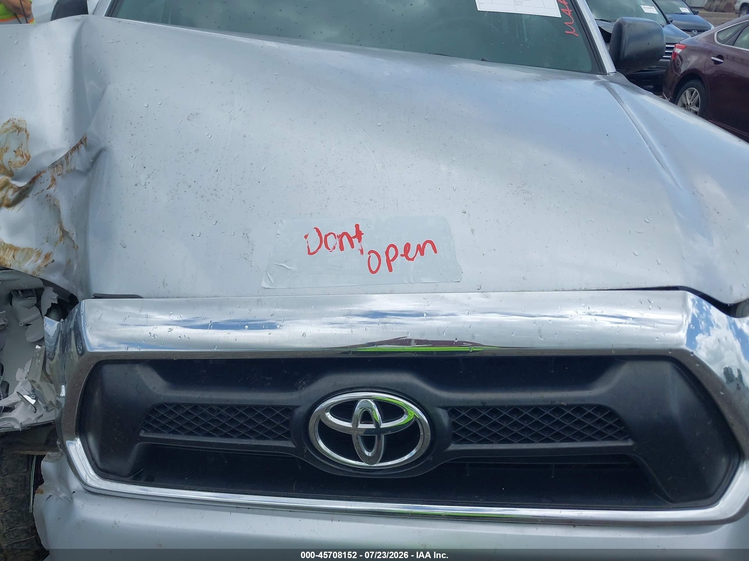 2013 Toyota Tacoma Base V6 Silver vin: 5TFLU4EN8DX059727