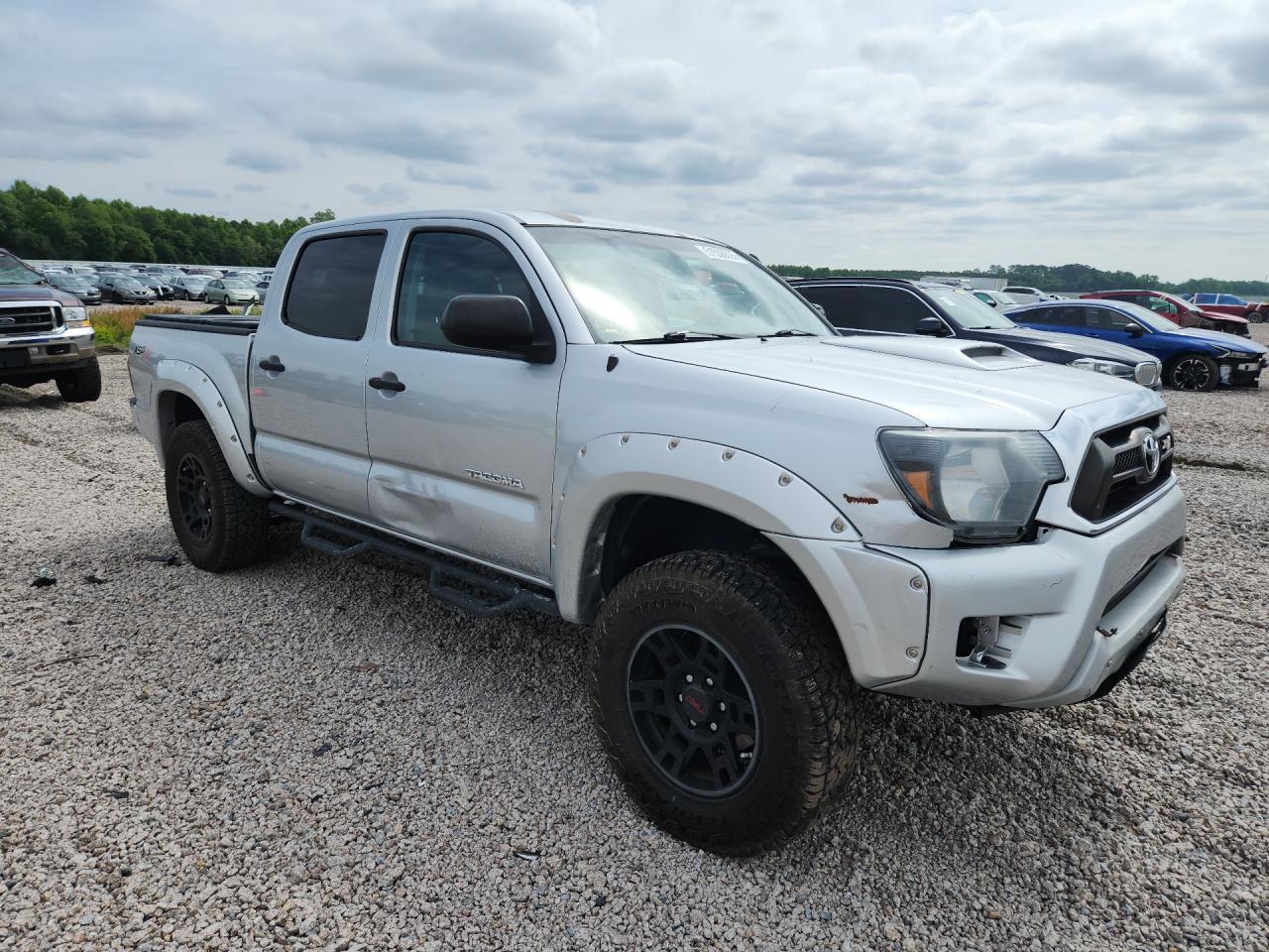 2013 Toyota Tacoma Double Cab Silver vin: 5TFLU4EN8DX077158