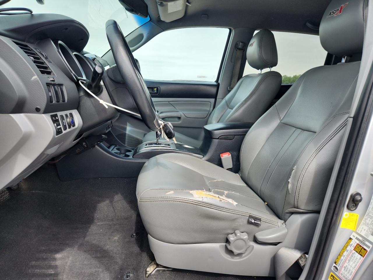 2013 Toyota Tacoma Double Cab Silver vin: 5TFLU4EN8DX077158