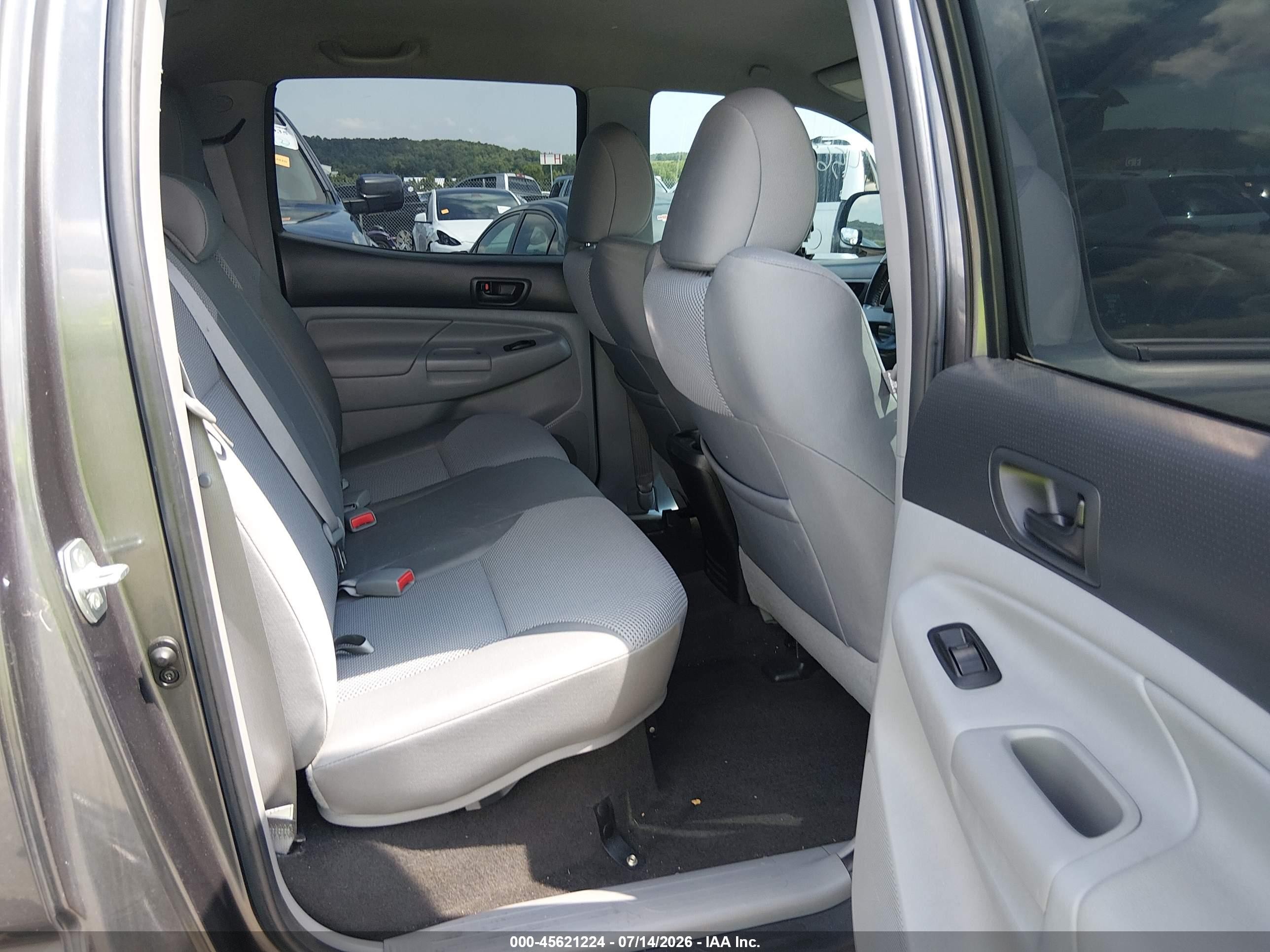 2012 Toyota Tacoma Base V6 Gray vin: 5TFLU4EN9CX026444