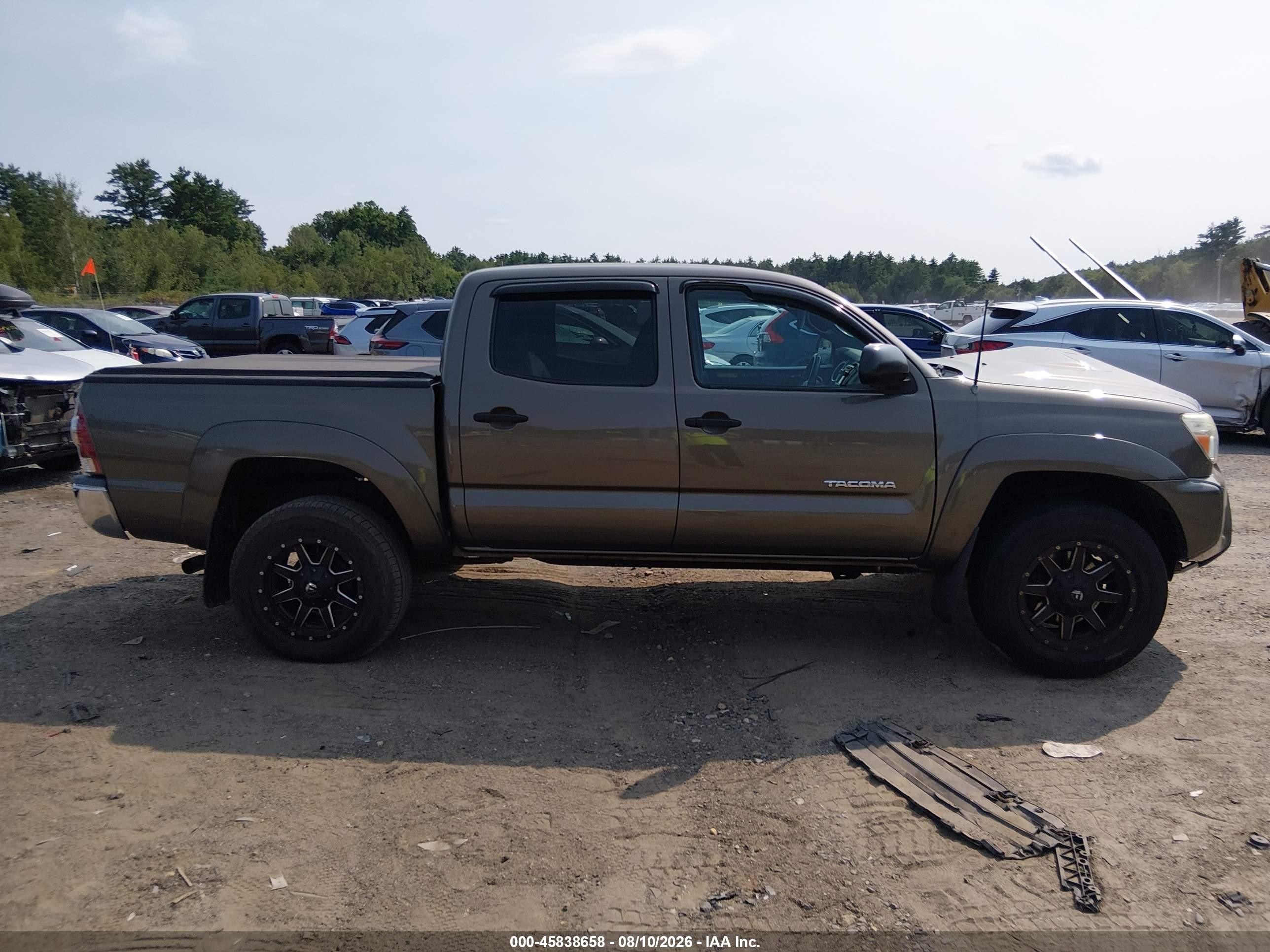 2013 Toyota Tacoma Base V6 Brown vin: 5TFLU4EN9DX083311