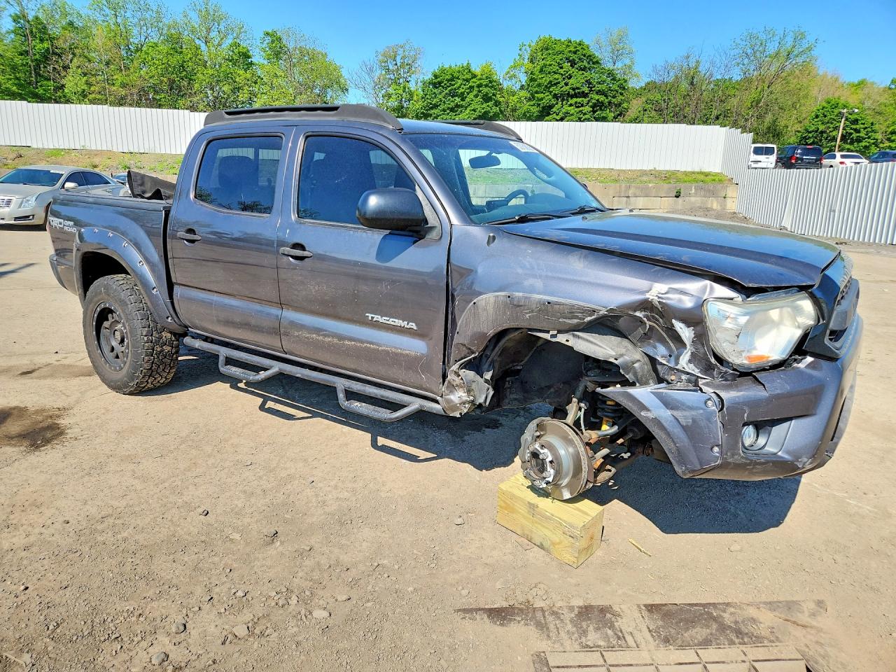 2014 Toyota Tacoma Double Cab Gray vin: 5TFLU4EN9EX089580