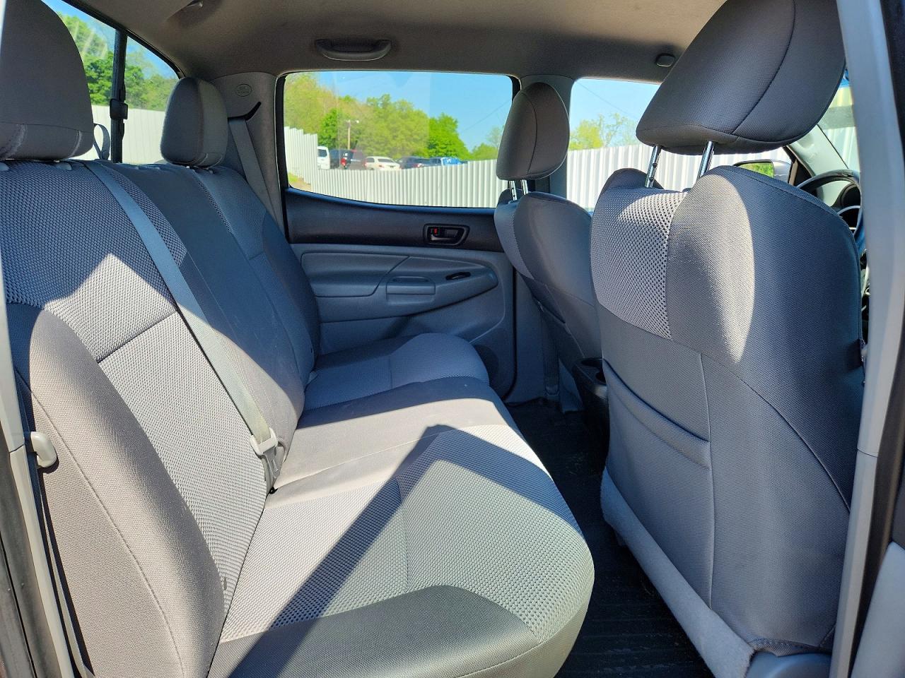 2014 Toyota Tacoma Double Cab Gray vin: 5TFLU4EN9EX089580