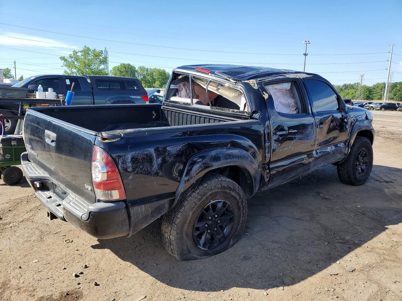 2015 Toyota Tacoma V6 Black vin: 5TFLU4EN9FX139833