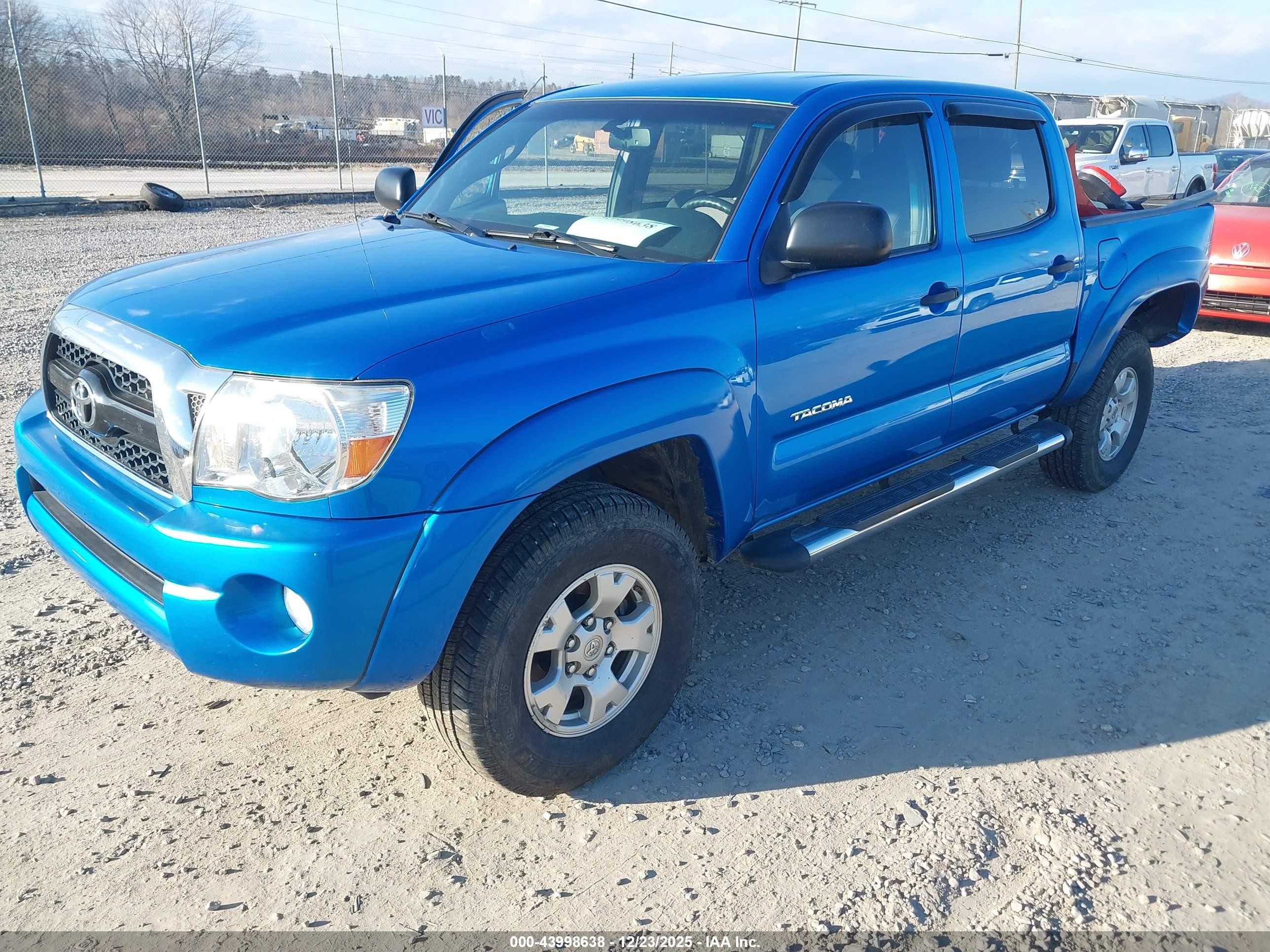 2011 Toyota Tacoma Base V6 Blue vin: 5TFLU4ENXBX014267