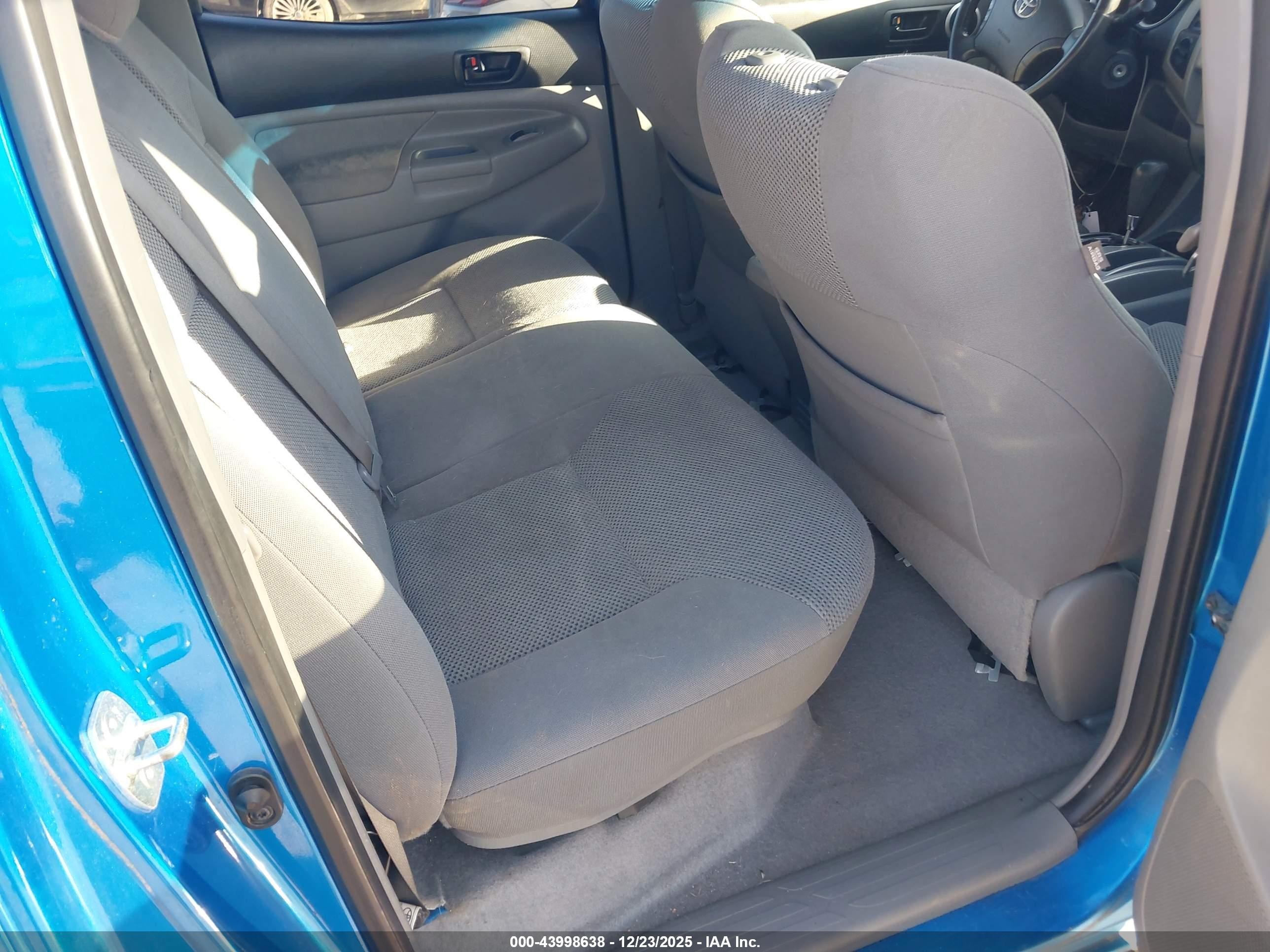 2011 Toyota Tacoma Base V6 Blue vin: 5TFLU4ENXBX014267