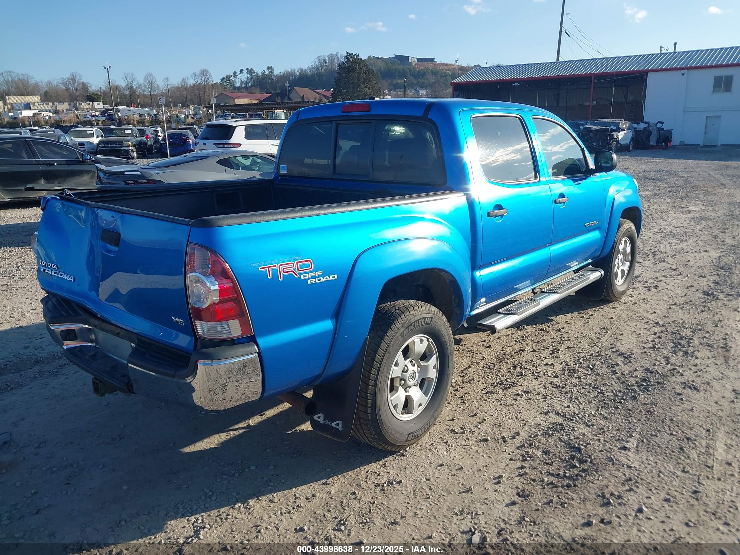 2011 Toyota Tacoma Base V6 Blue vin: 5TFLU4ENXBX014267