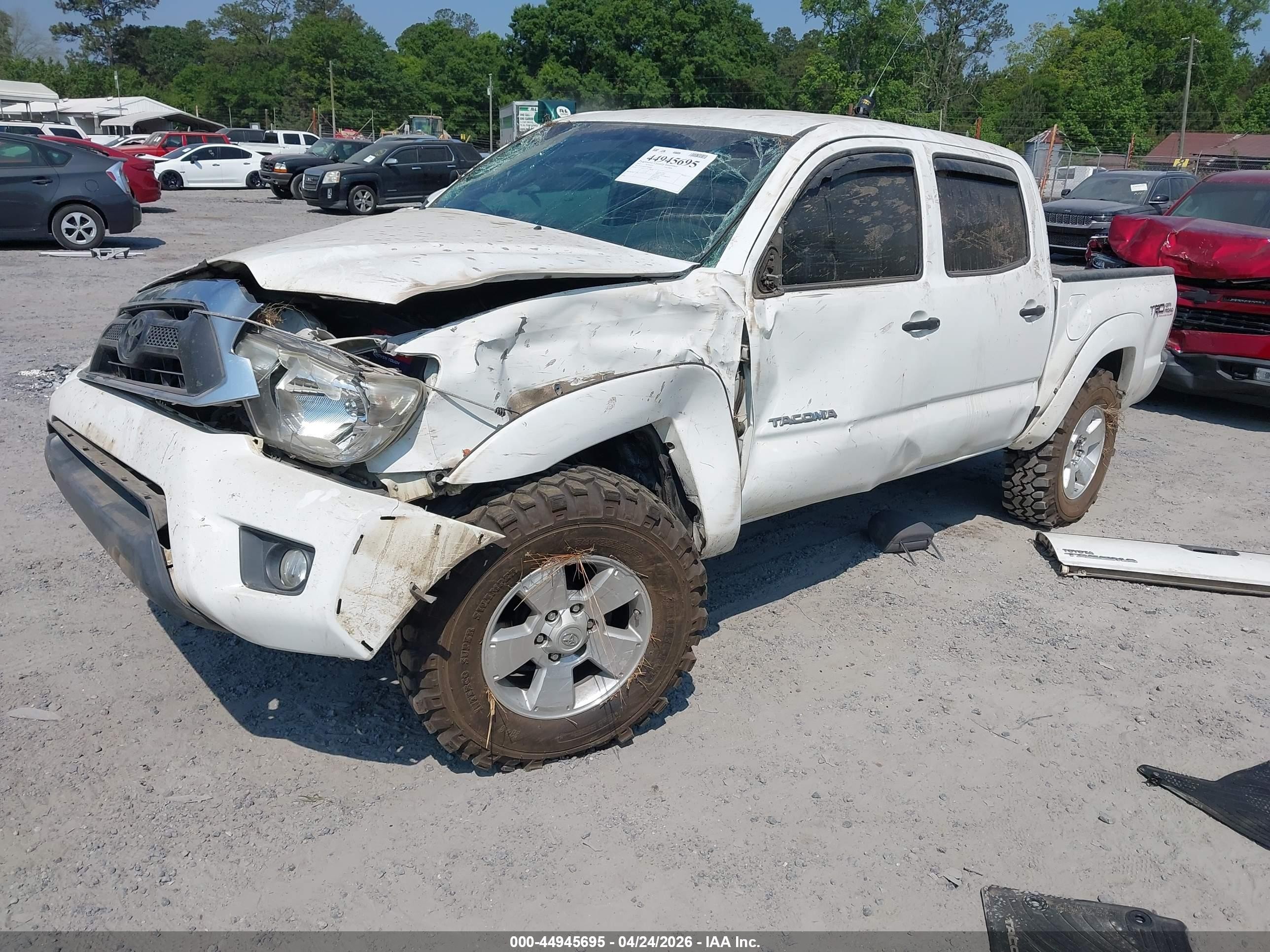 2012 Toyota Tacoma Base V6 White vin: 5TFLU4ENXCX046914