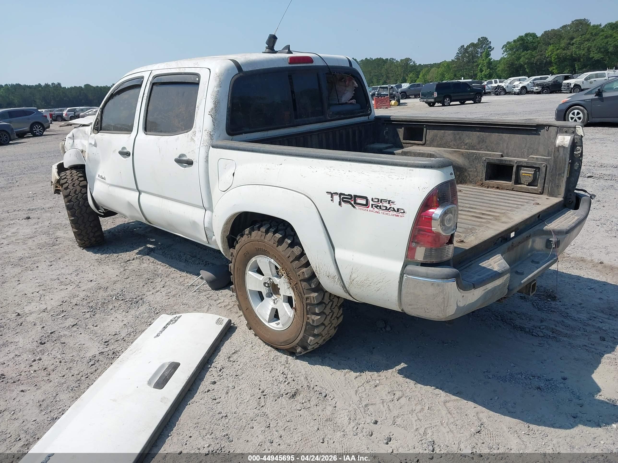 2012 Toyota Tacoma Base V6 White vin: 5TFLU4ENXCX046914