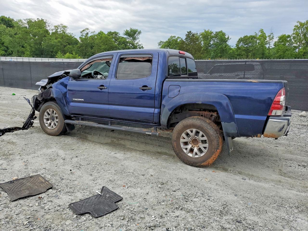 2013 Toyota Tacoma Double Cab Blue vin: 5TFLU4ENXDX059356