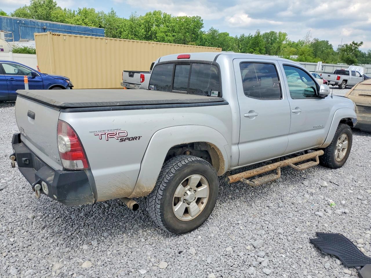2013 Toyota Tacoma Double Cab Silver vin: 5TFLU4ENXDX077131