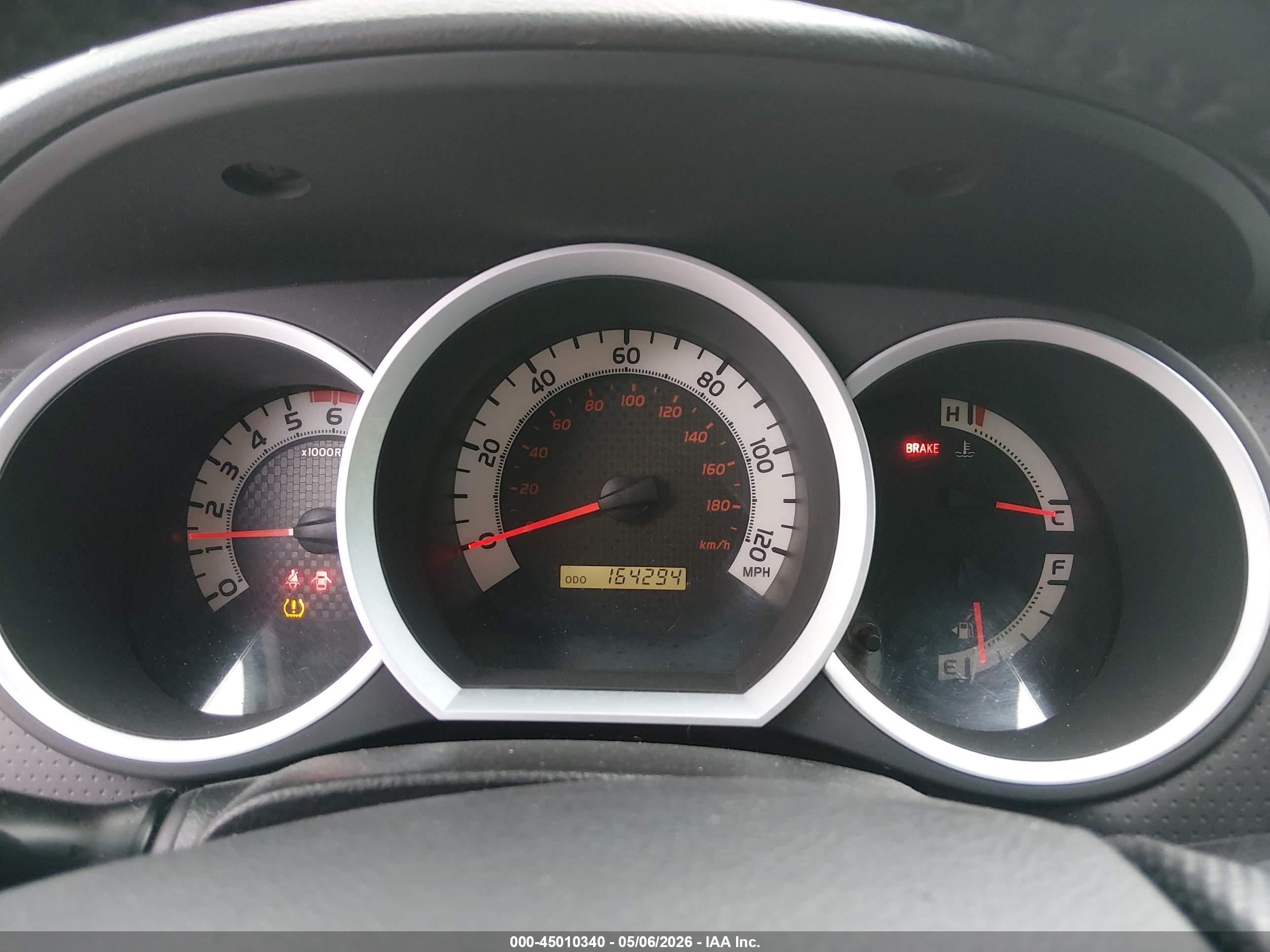 2014 Toyota Tacoma Base V6 White vin: 5TFLU4ENXEX098952