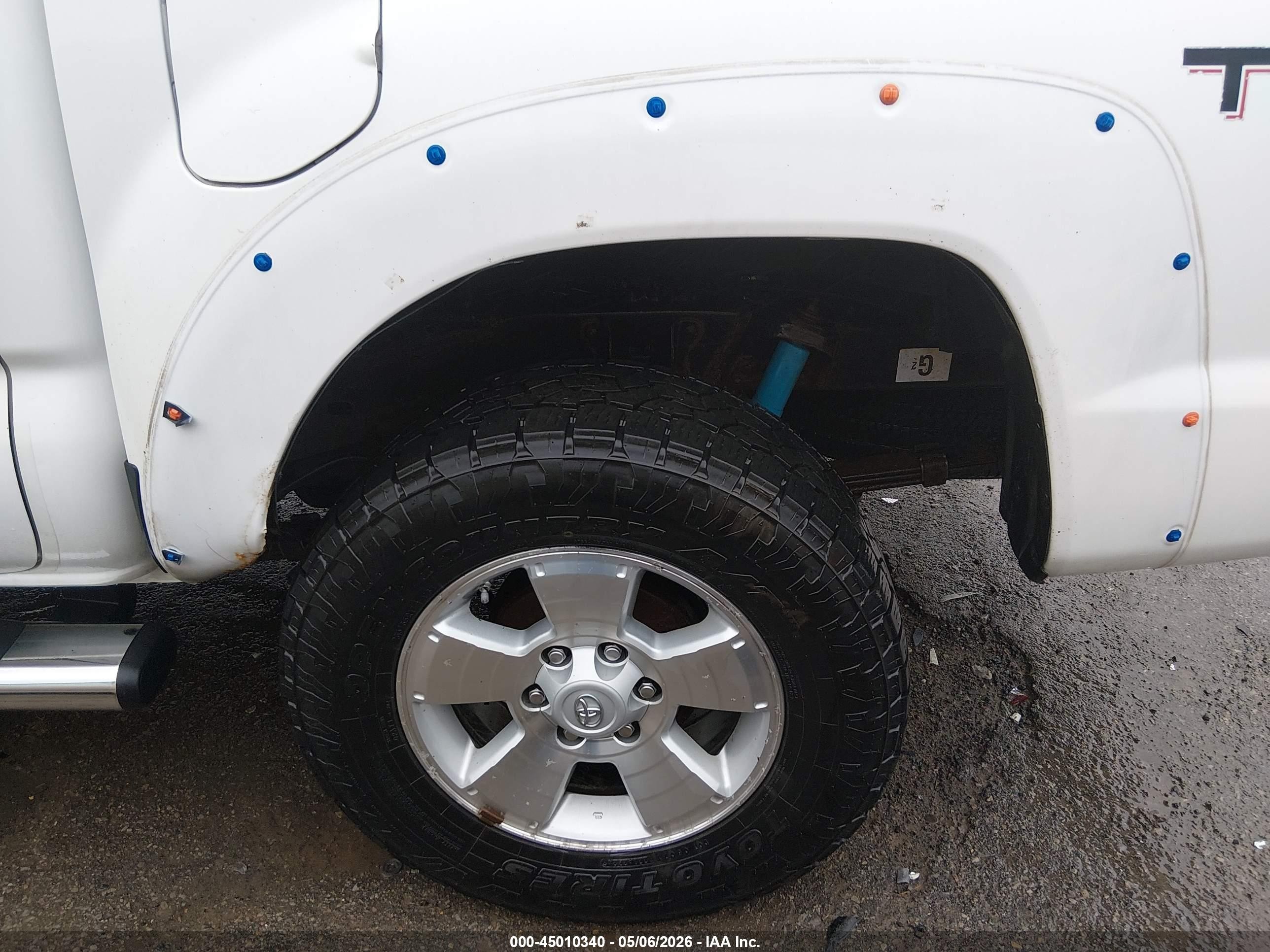 2014 Toyota Tacoma Base V6 White vin: 5TFLU4ENXEX098952