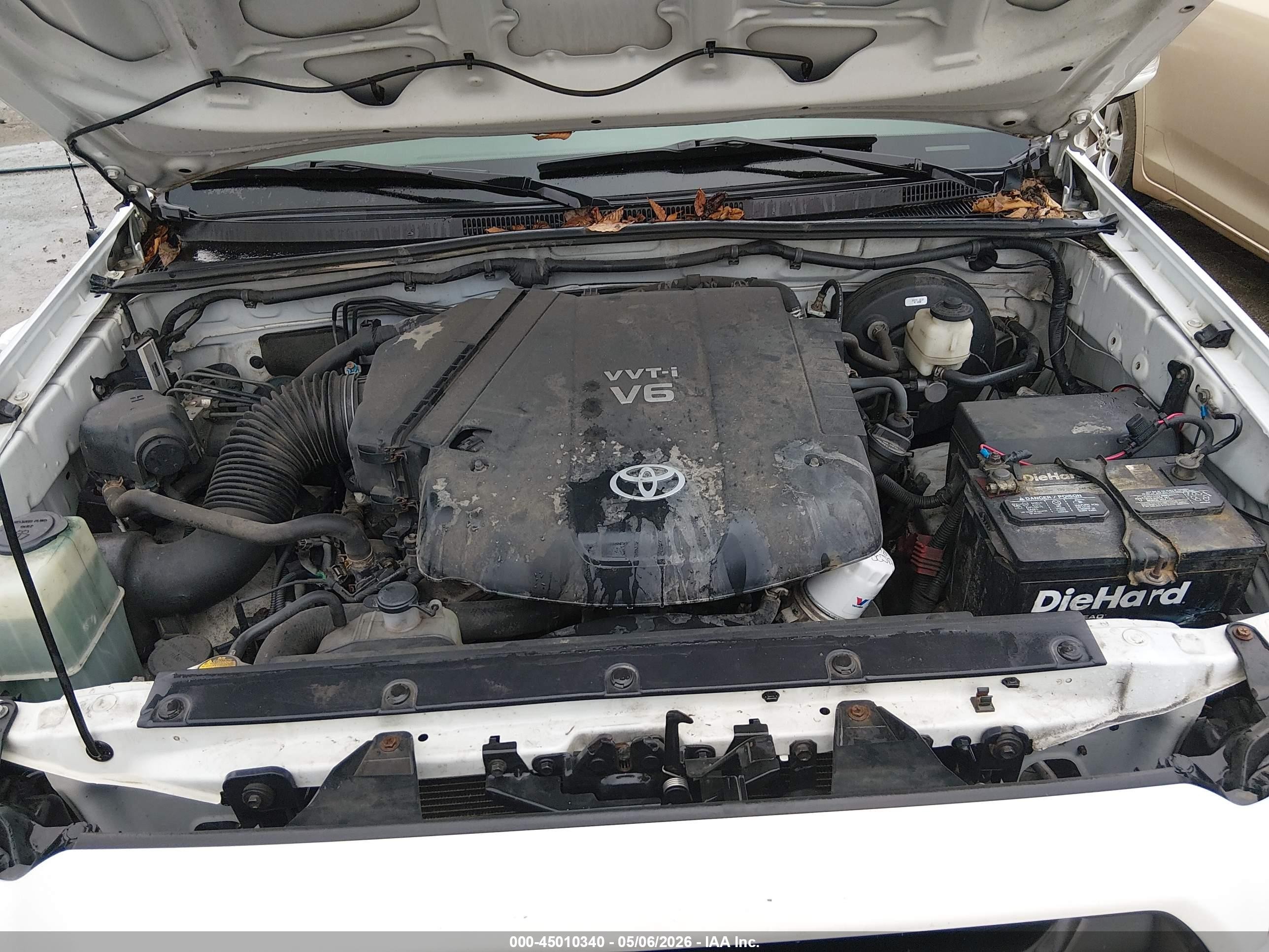 2014 Toyota Tacoma Base V6 White vin: 5TFLU4ENXEX098952