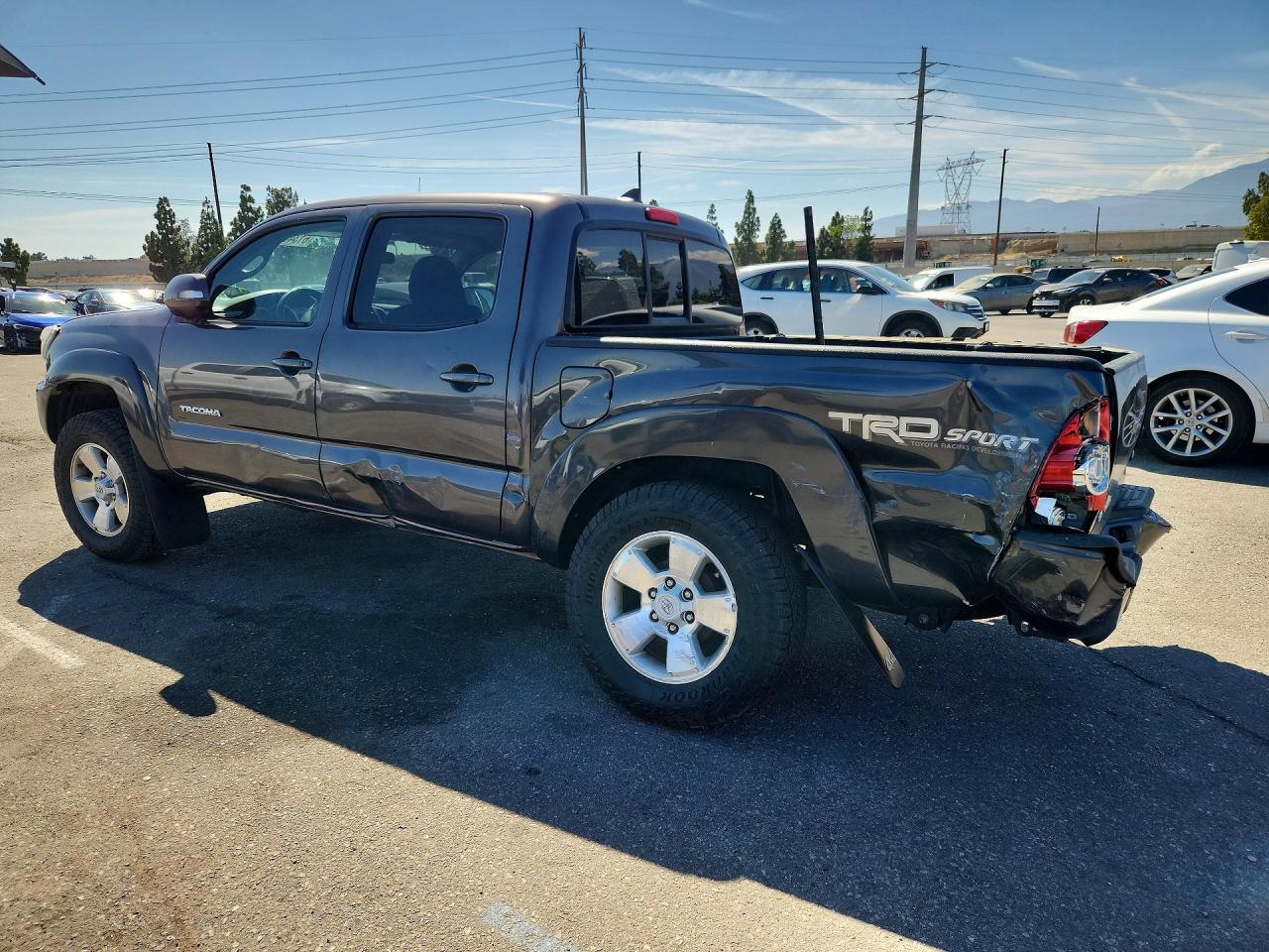2015 Toyota Tacoma V6 Charcoal vin: 5TFLU4ENXFX123723