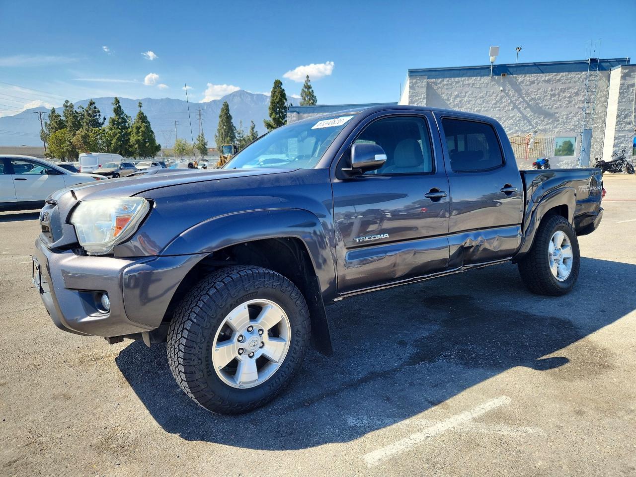 2015 Toyota Tacoma V6 Charcoal vin: 5TFLU4ENXFX123723