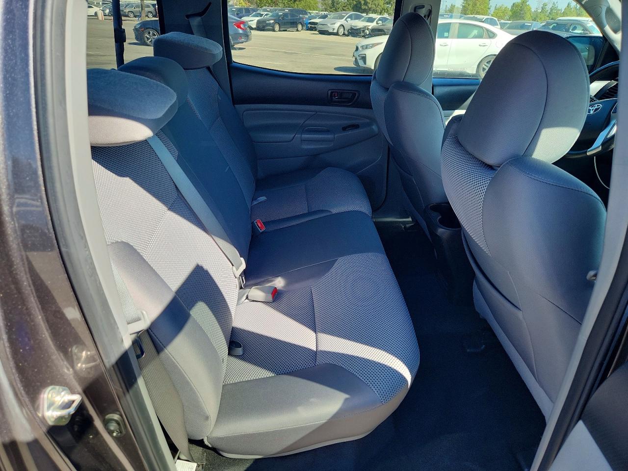 2015 Toyota Tacoma V6 Charcoal vin: 5TFLU4ENXFX123723