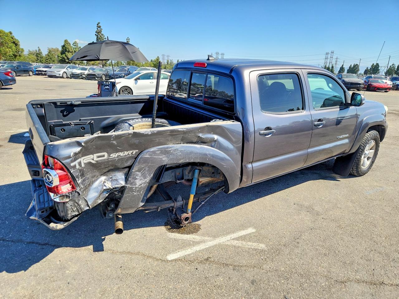 2015 Toyota Tacoma V6 Charcoal vin: 5TFLU4ENXFX123723