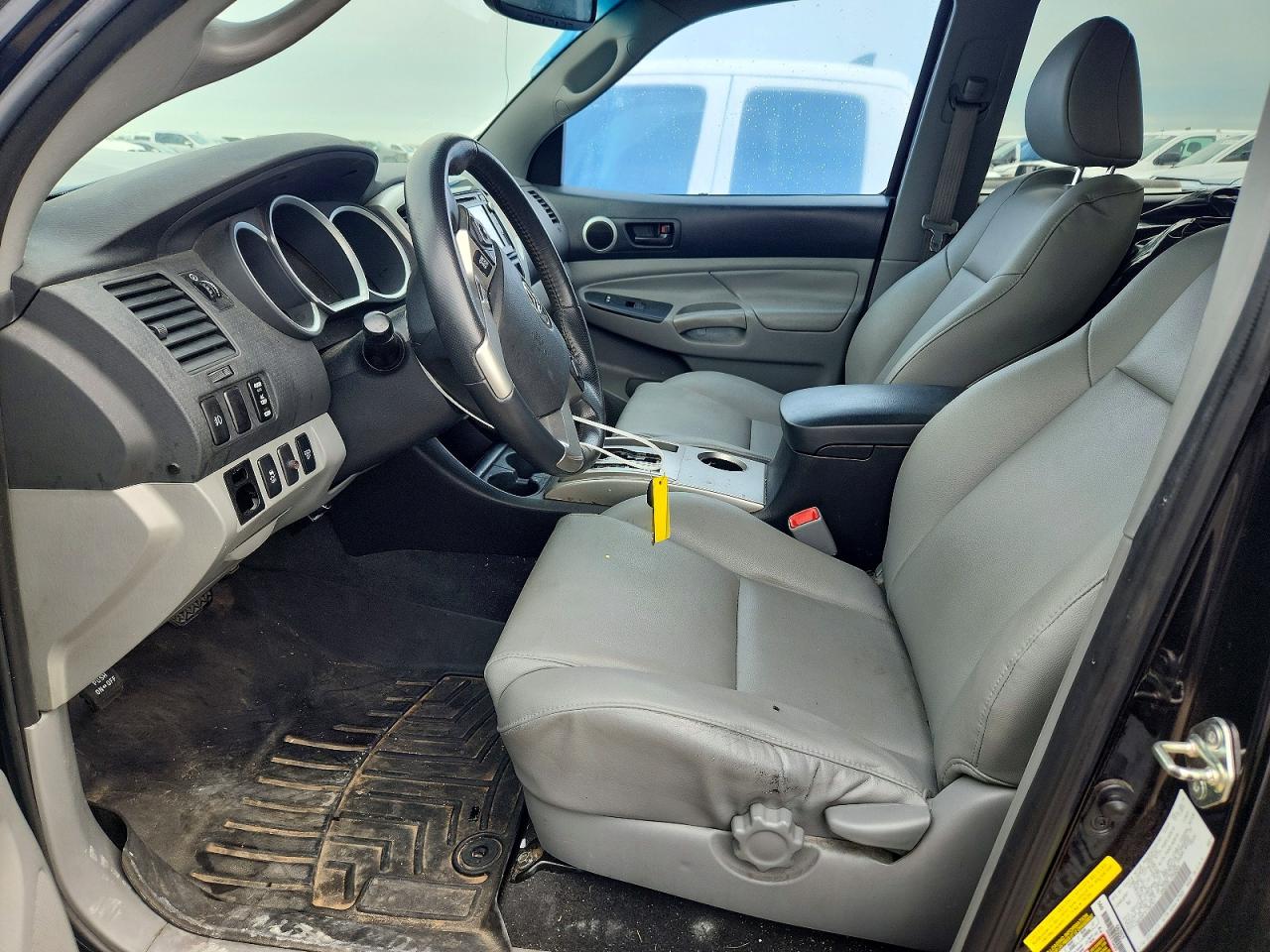 2015 Toyota Tacoma V6 Black vin: 5TFLU4ENXFX138741
