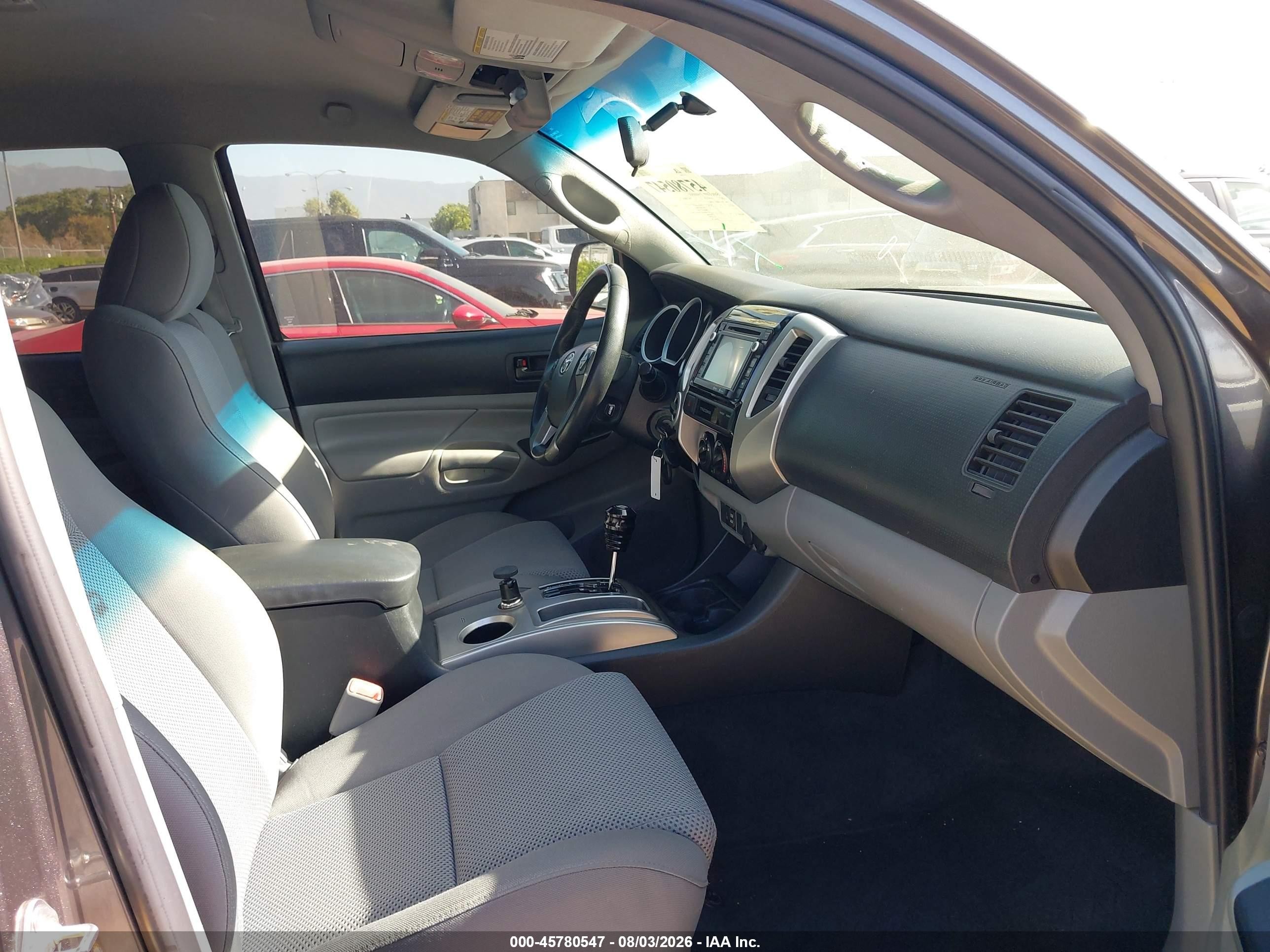2015 Toyota Tacoma Base V6 Gray vin: 5TFLU4ENXFX140425