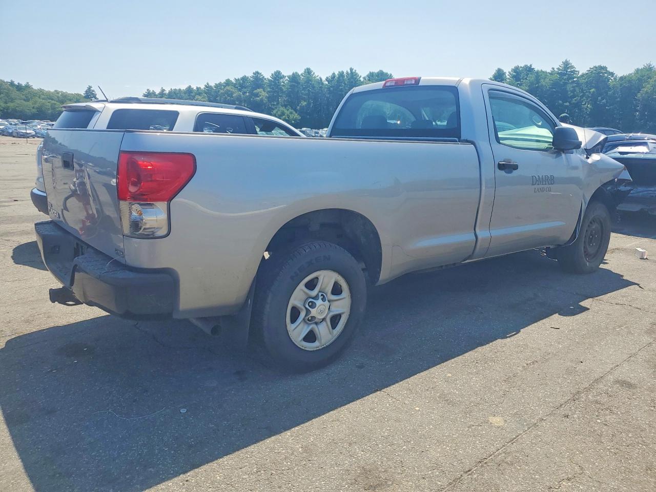 2007 Toyota Tundra Base Silver vin: 5TFLU52157X001652