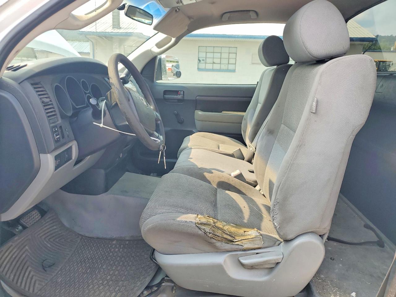 2008 Toyota Tundra Grade White vin: 5TFLU52198X009626