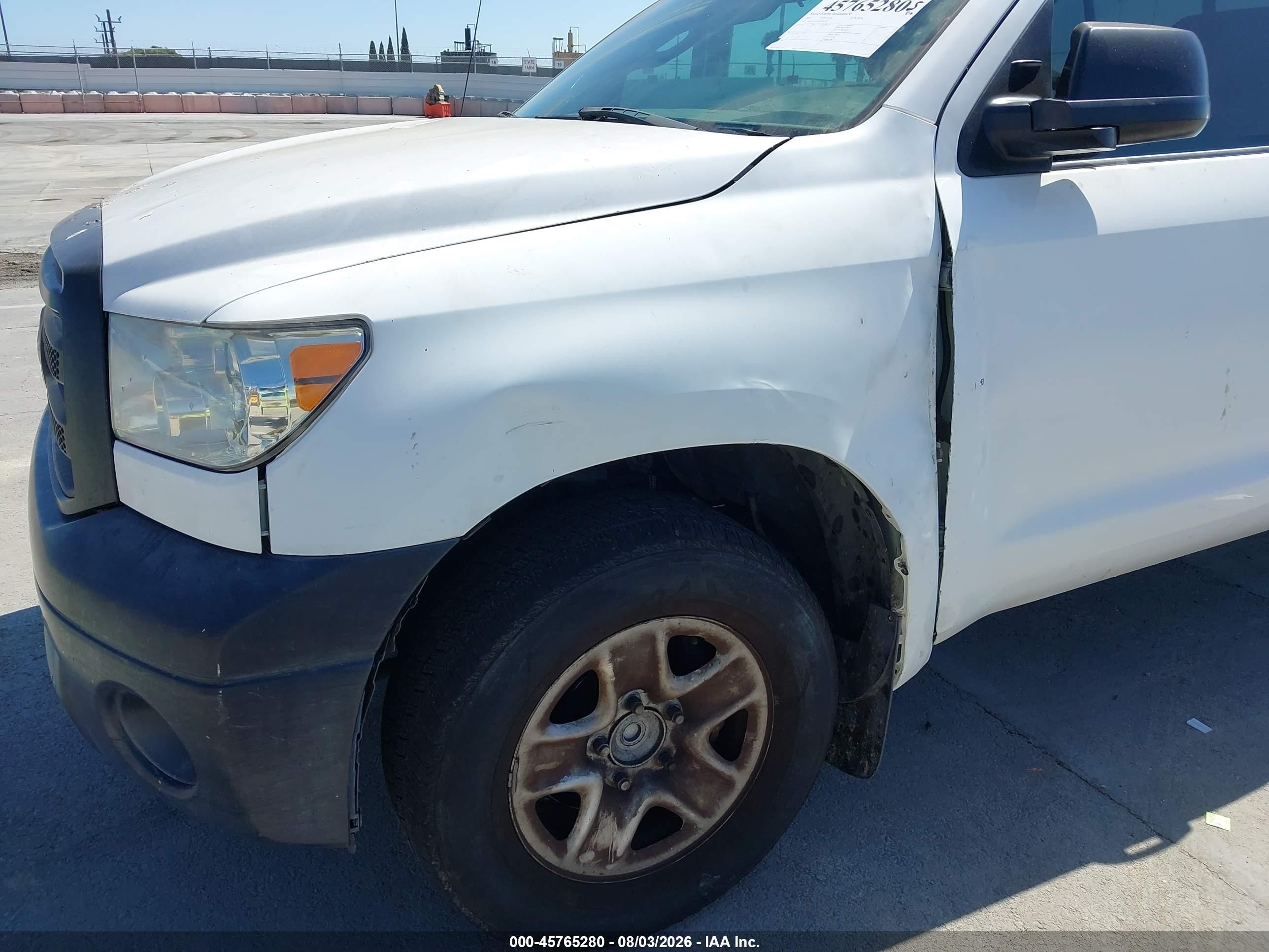 2012 Toyota Tundra Grade V6 White vin: 5TFLU5F19CX027823