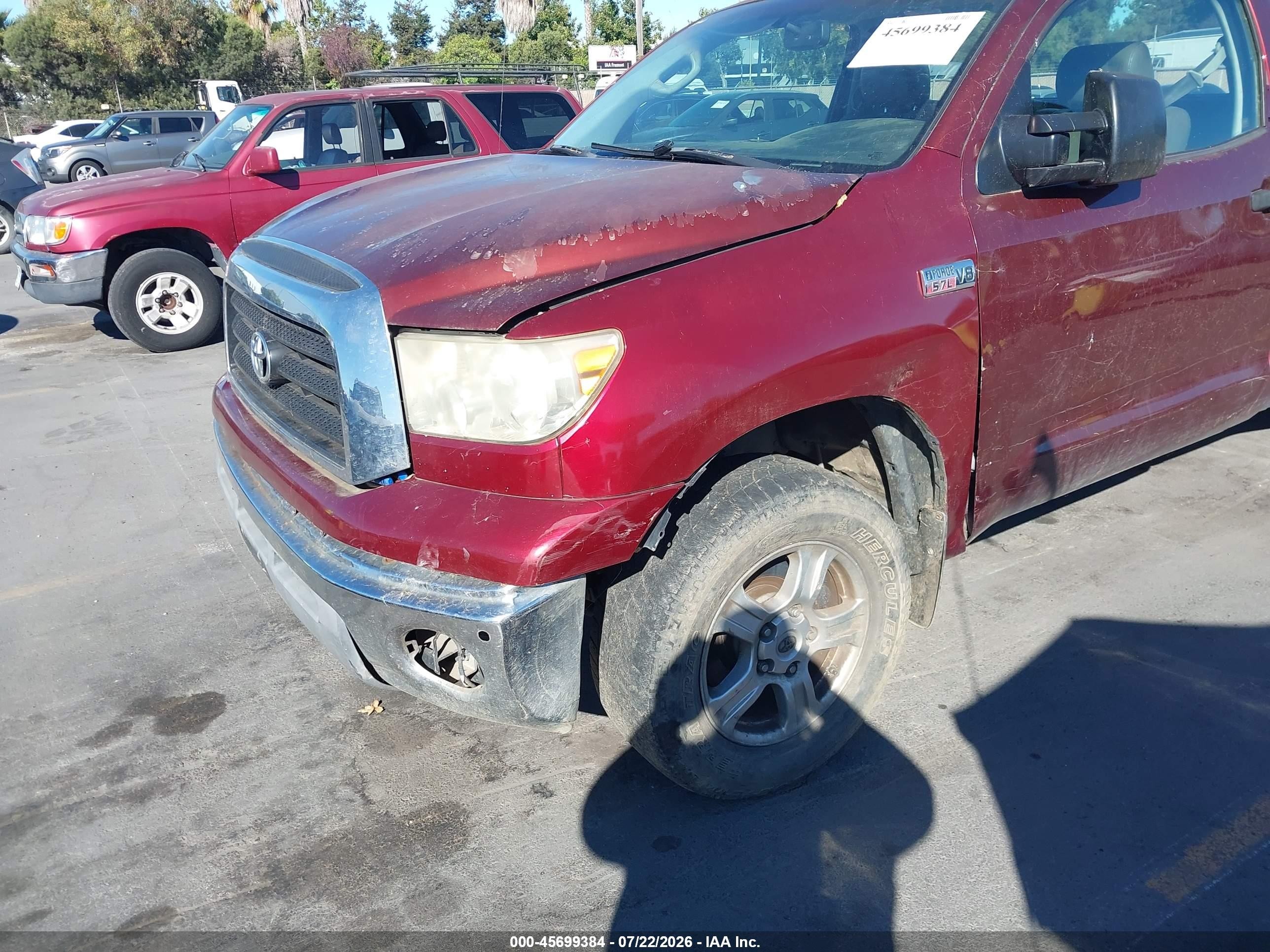 2007 Toyota Tundra Base 5.7l V8 Red vin: 5TFLV52137X004403
