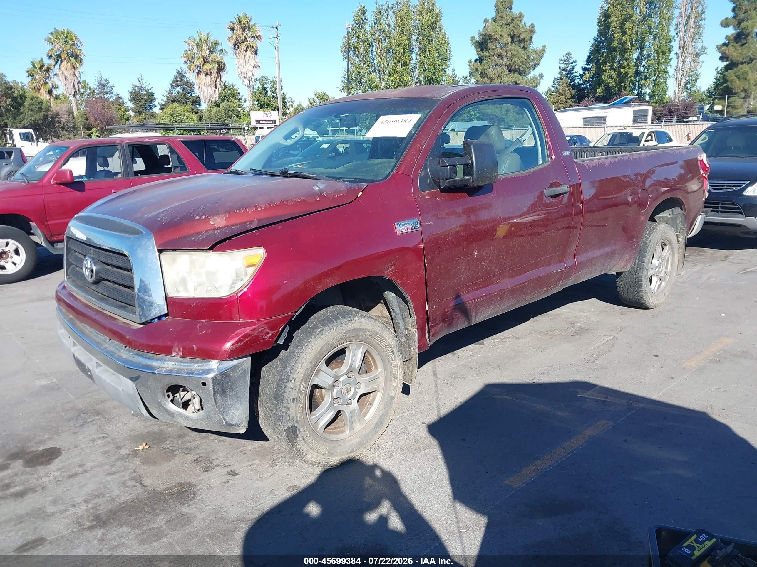 2007 Toyota Tundra Base 5.7l V8 Red vin: 5TFLV52137X004403