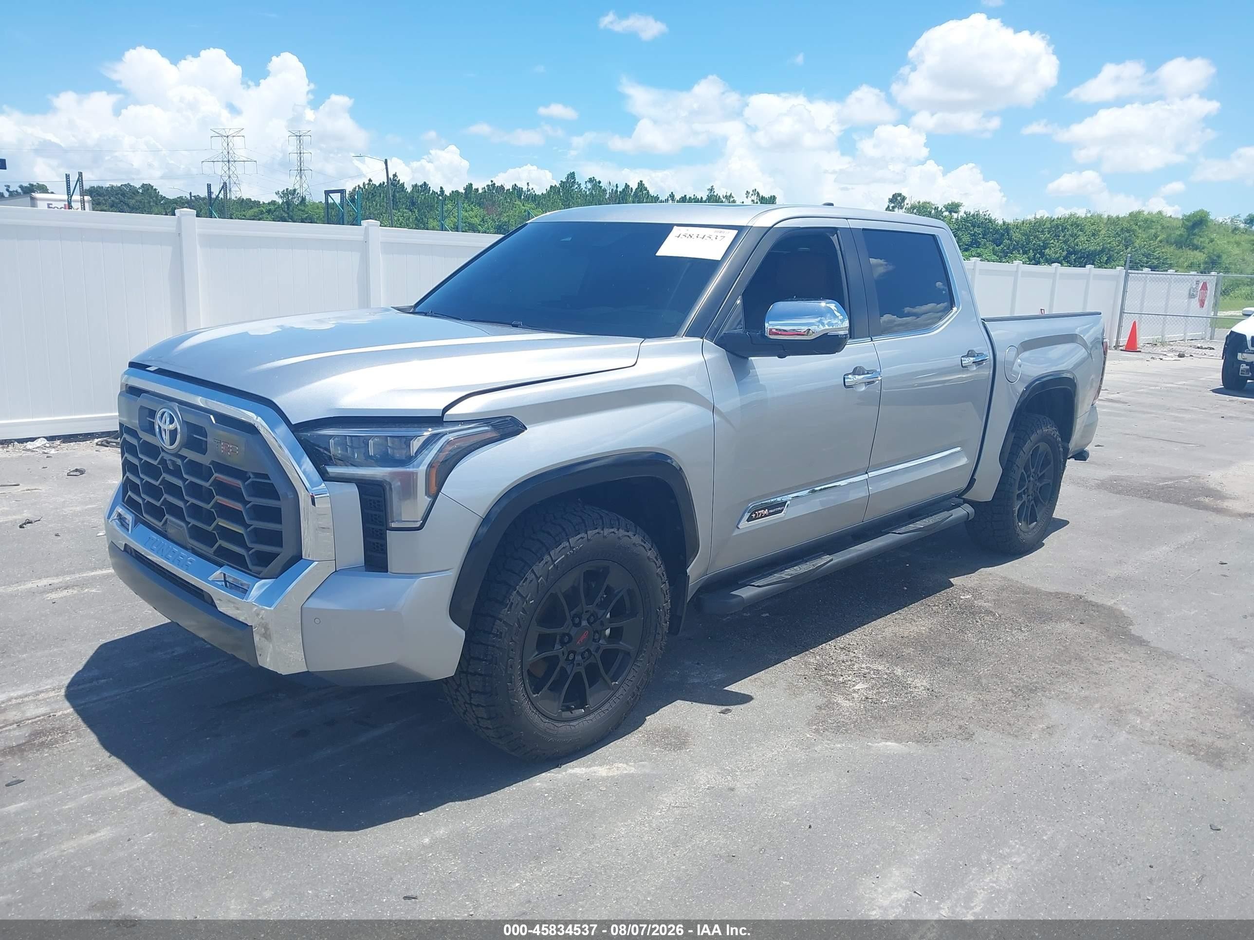 2025 Toyota Tundra 1794 Edition Silver vin: 5TFMA5DB3SX270566