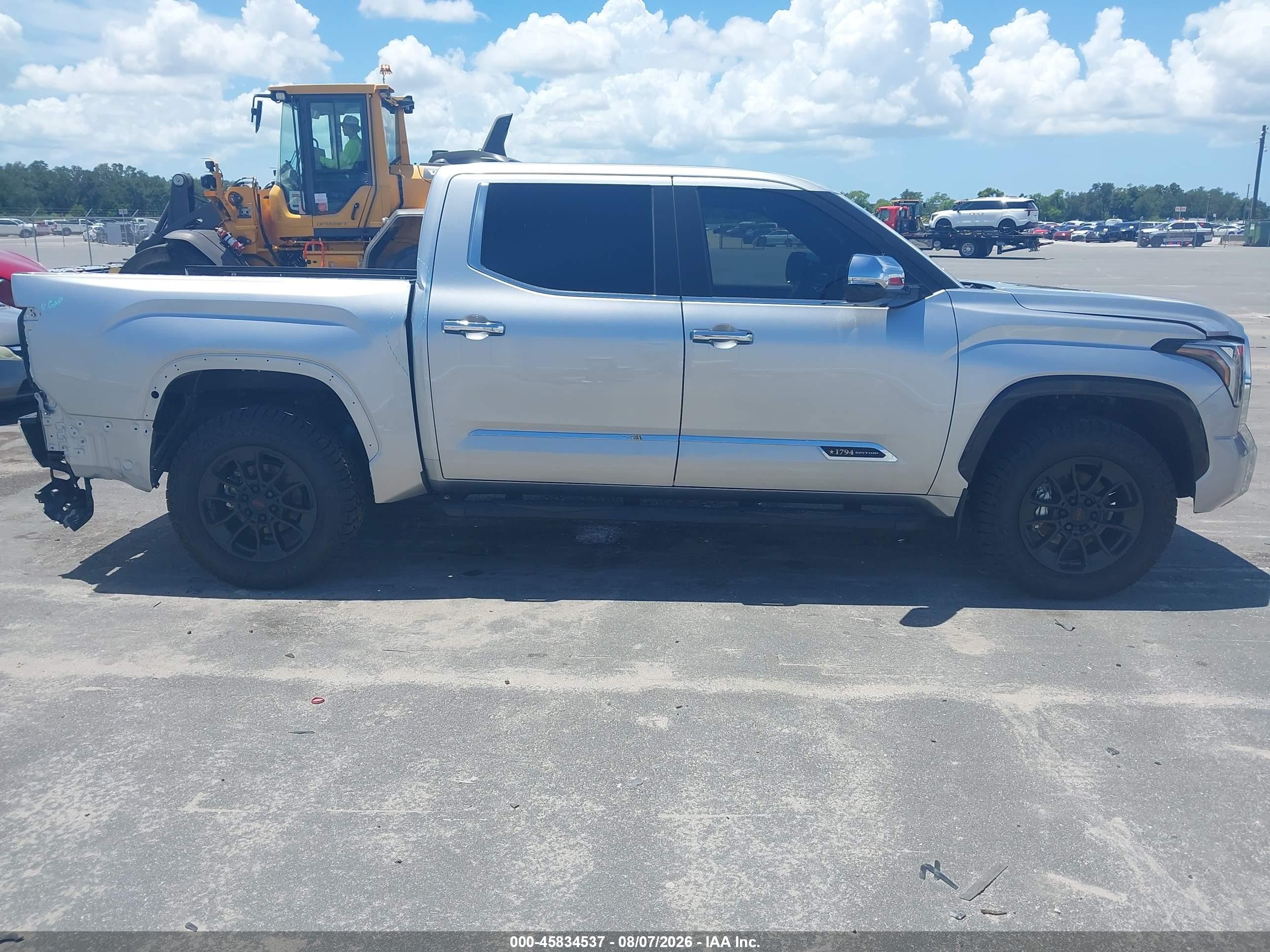 2025 Toyota Tundra 1794 Edition Silver vin: 5TFMA5DB3SX270566