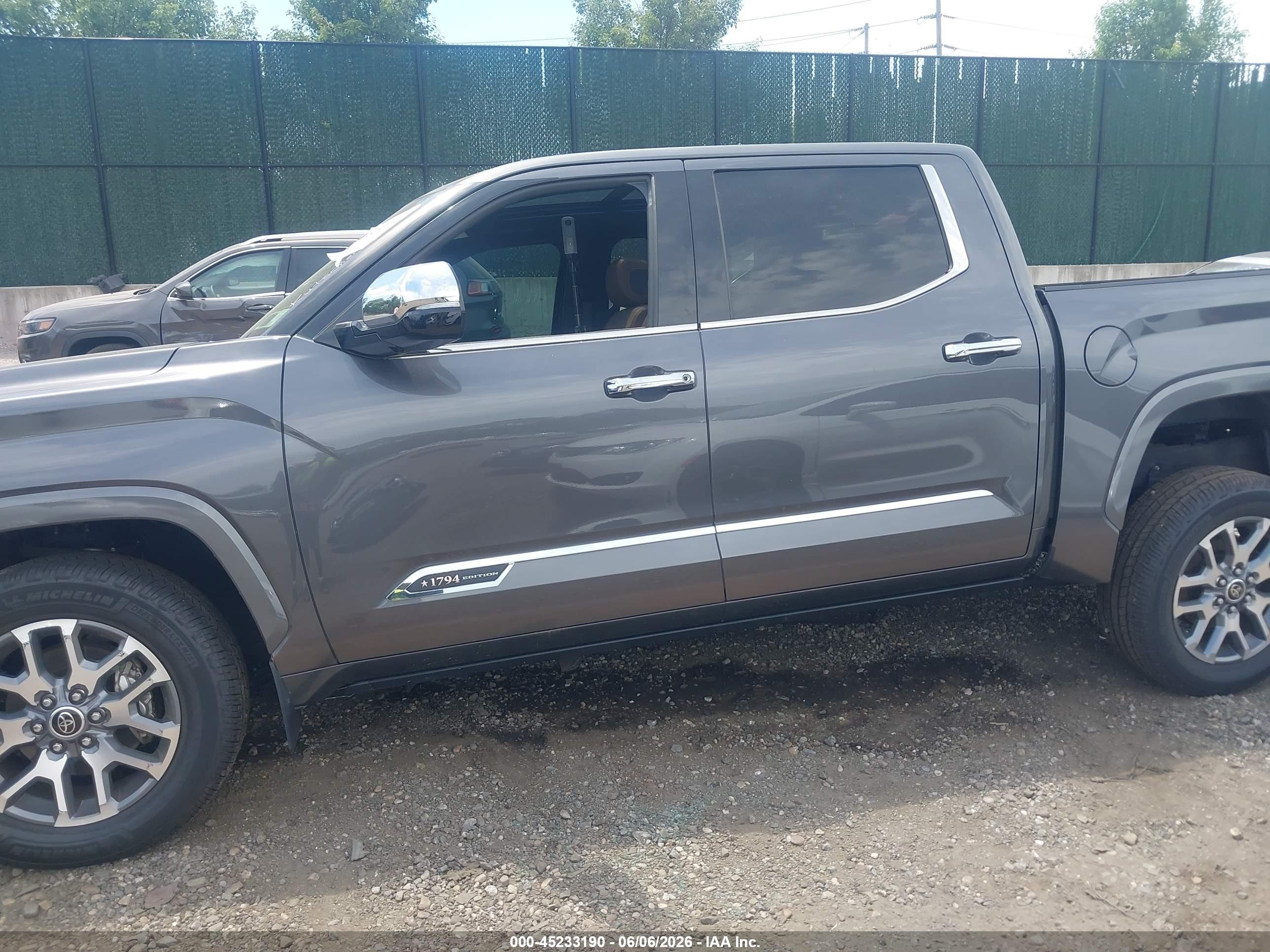 2023 Toyota Tundra 1794 Edition Серый vin: 5TFMA5DB4PX081299