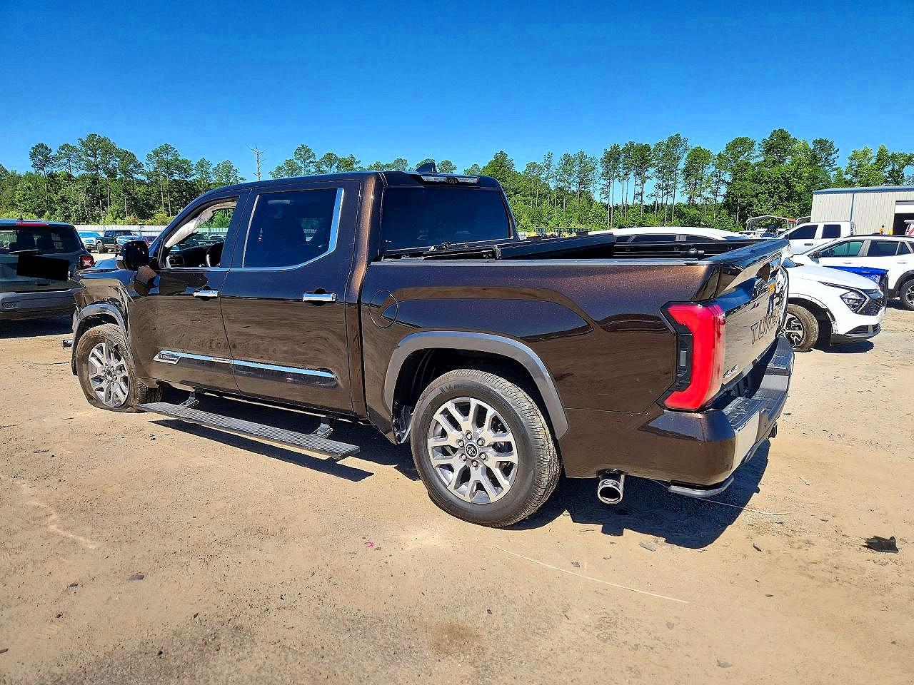 2024 Toyota Tundra 1794 Edition Hv Brown vin: 5TFMC5DB7RX048701