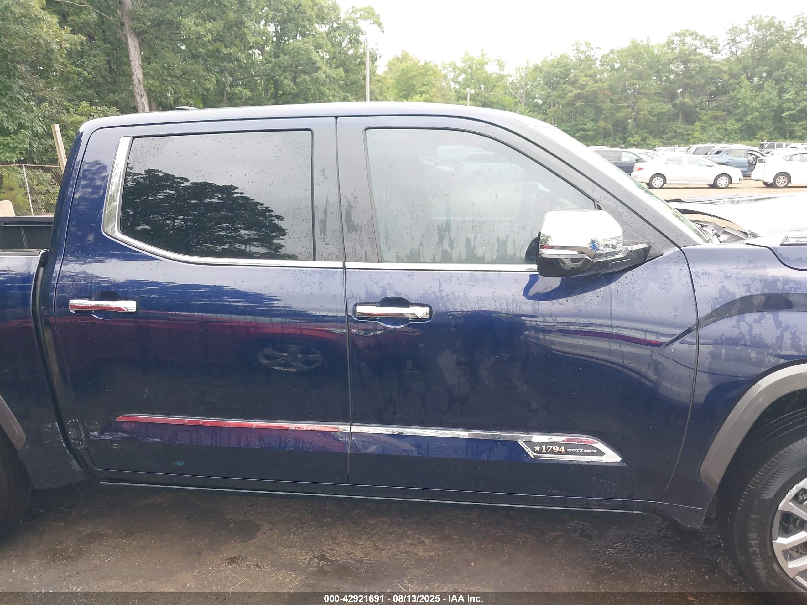 2022 Toyota Tundra Hybrid 1794 Edition Blue vin: 5TFMC5DB9NX006590