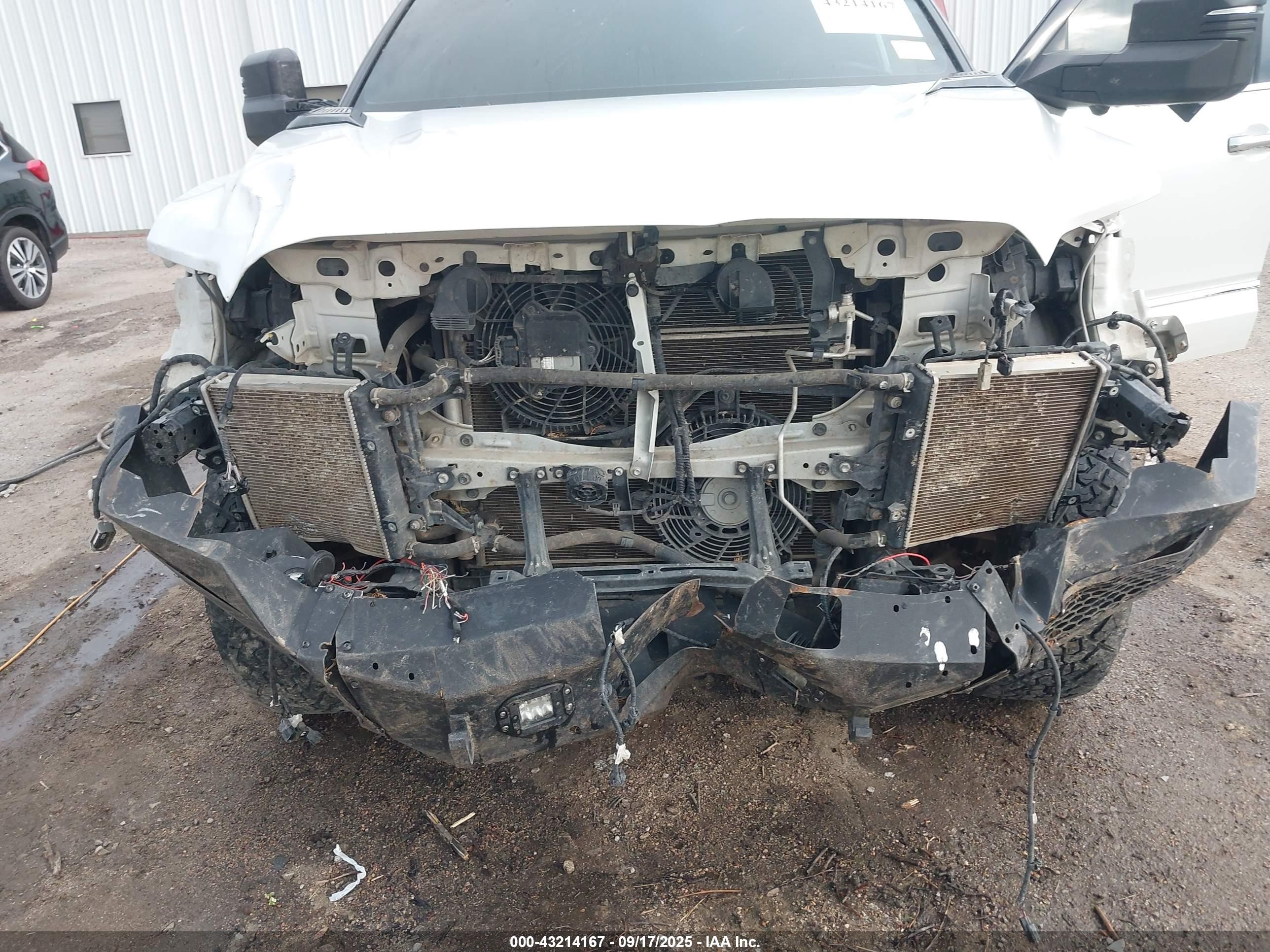 2022 Toyota Tundra Hybrid 1794 Edition White vin: 5TFMC5EC1NX001021