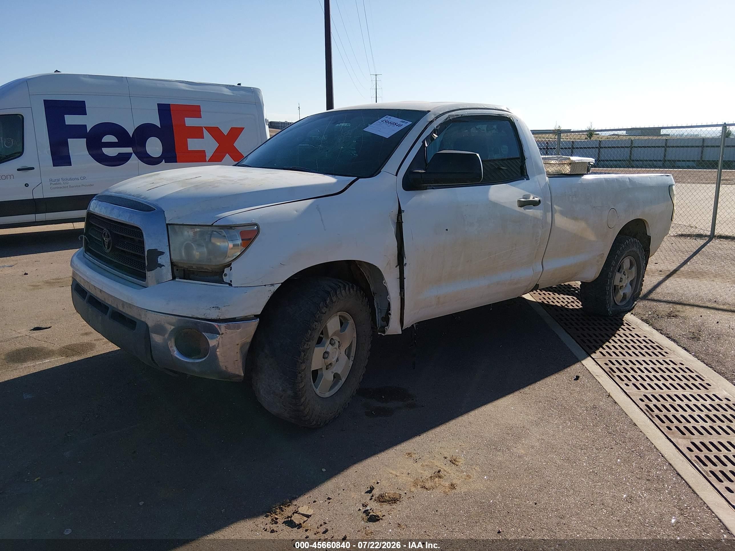 2007 Toyota Tundra Base 4.7l V8 White vin: 5TFMT52157X003859