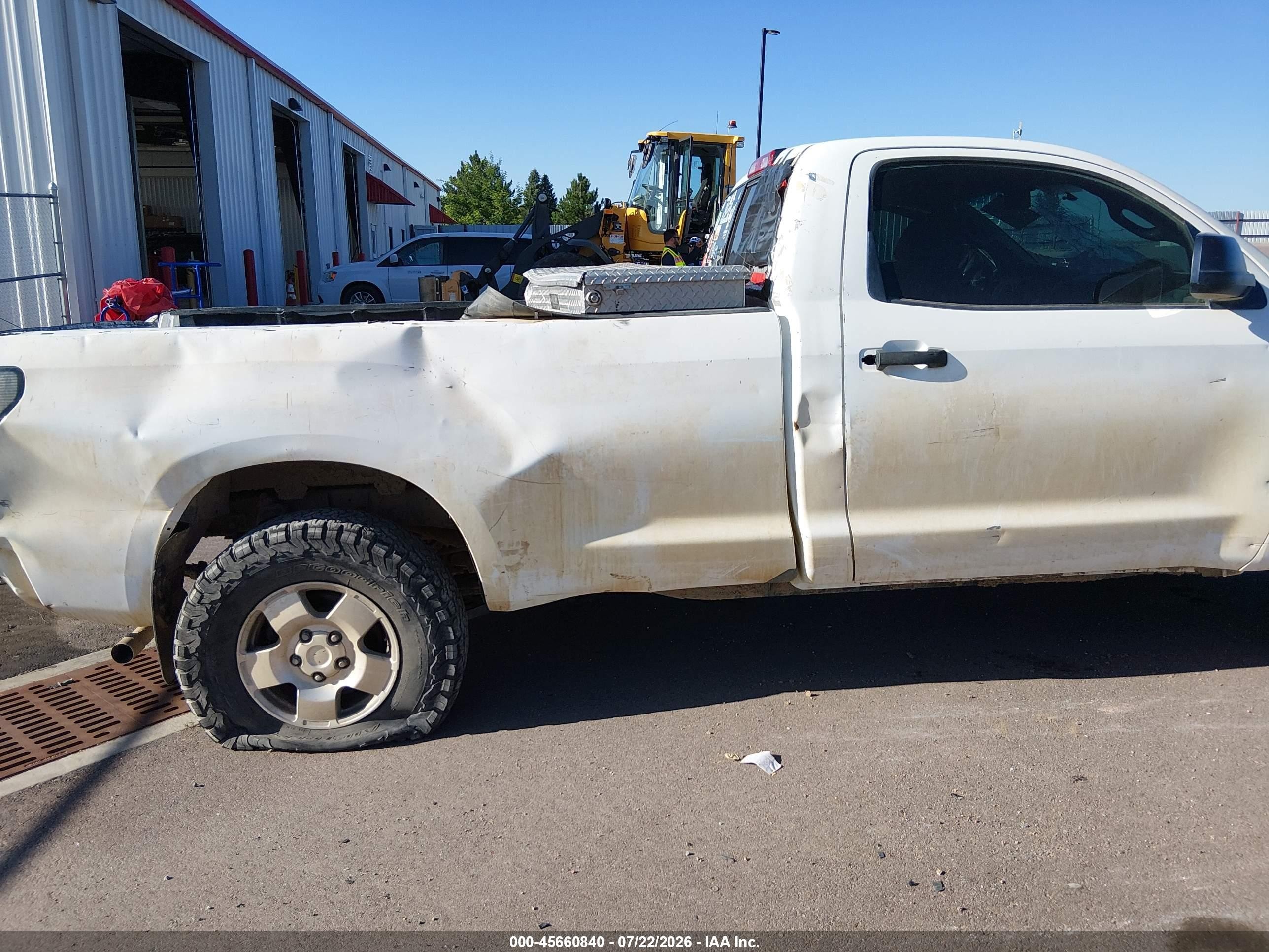 2007 Toyota Tundra Base 4.7l V8 White vin: 5TFMT52157X003859