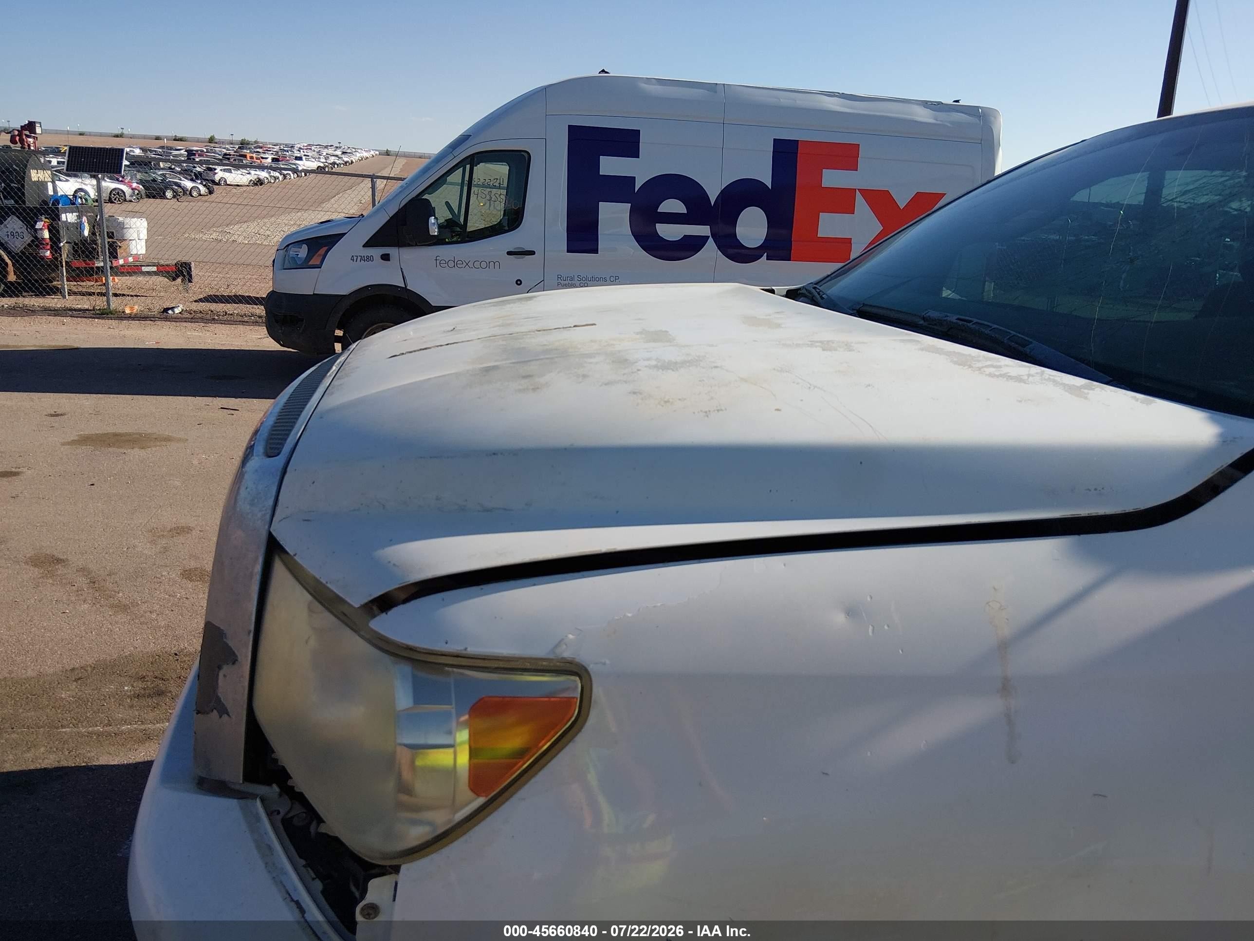 2007 Toyota Tundra Base 4.7l V8 White vin: 5TFMT52157X003859