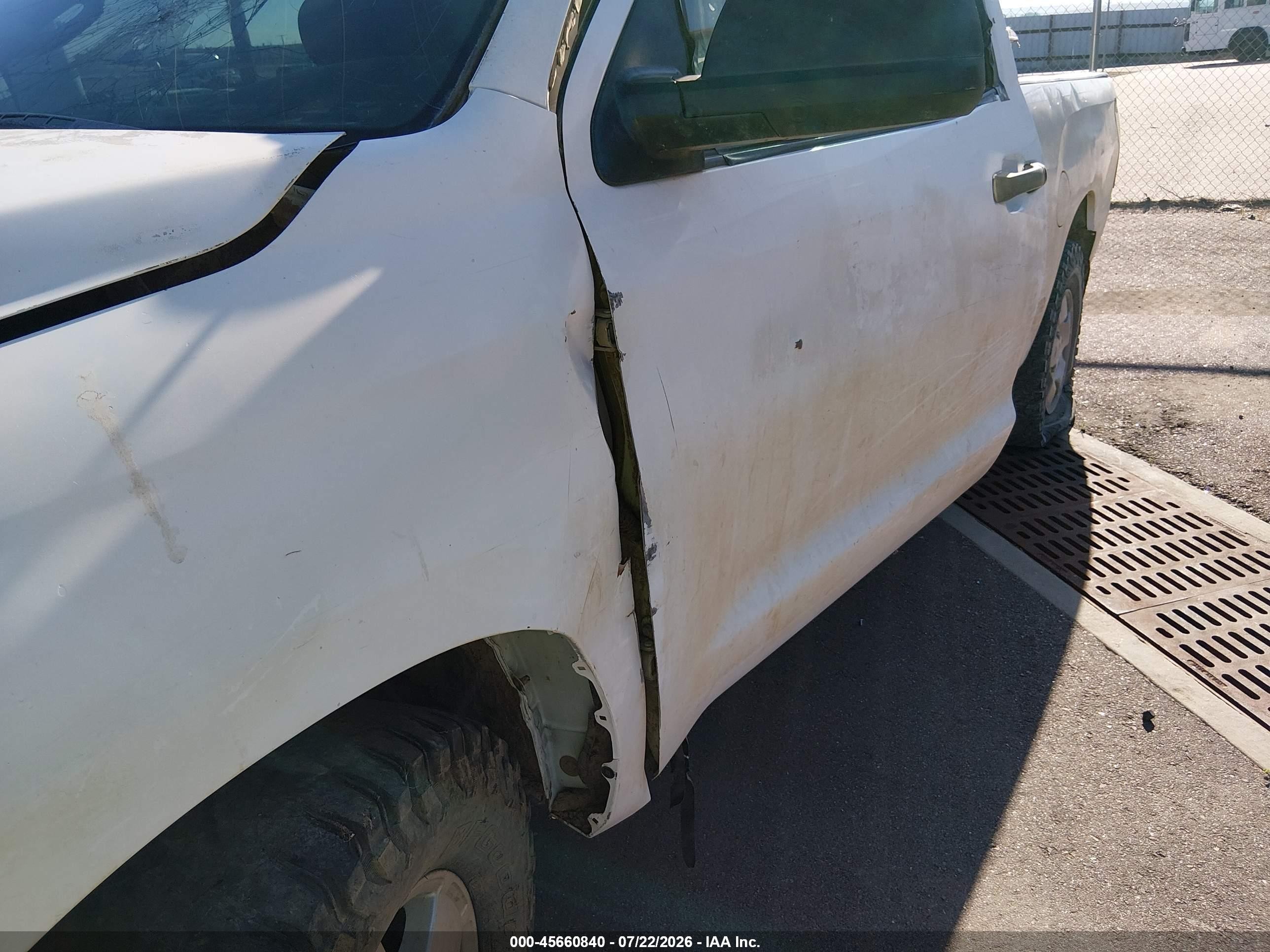 2007 Toyota Tundra Base 4.7l V8 White vin: 5TFMT52157X003859