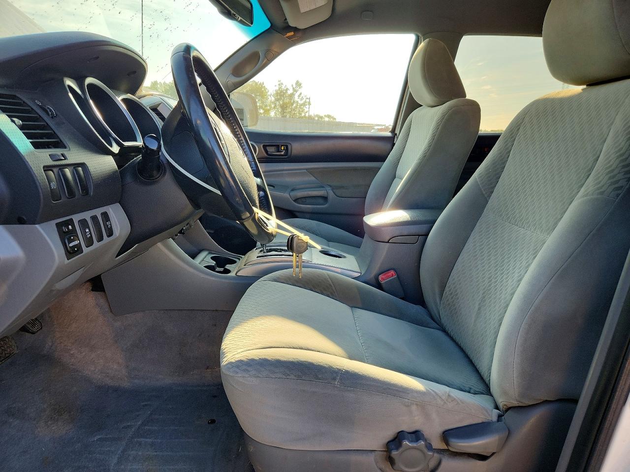 2011 Toyota Tacoma Double Cab Long Bed White vin: 5TFMU4FN0BX001868