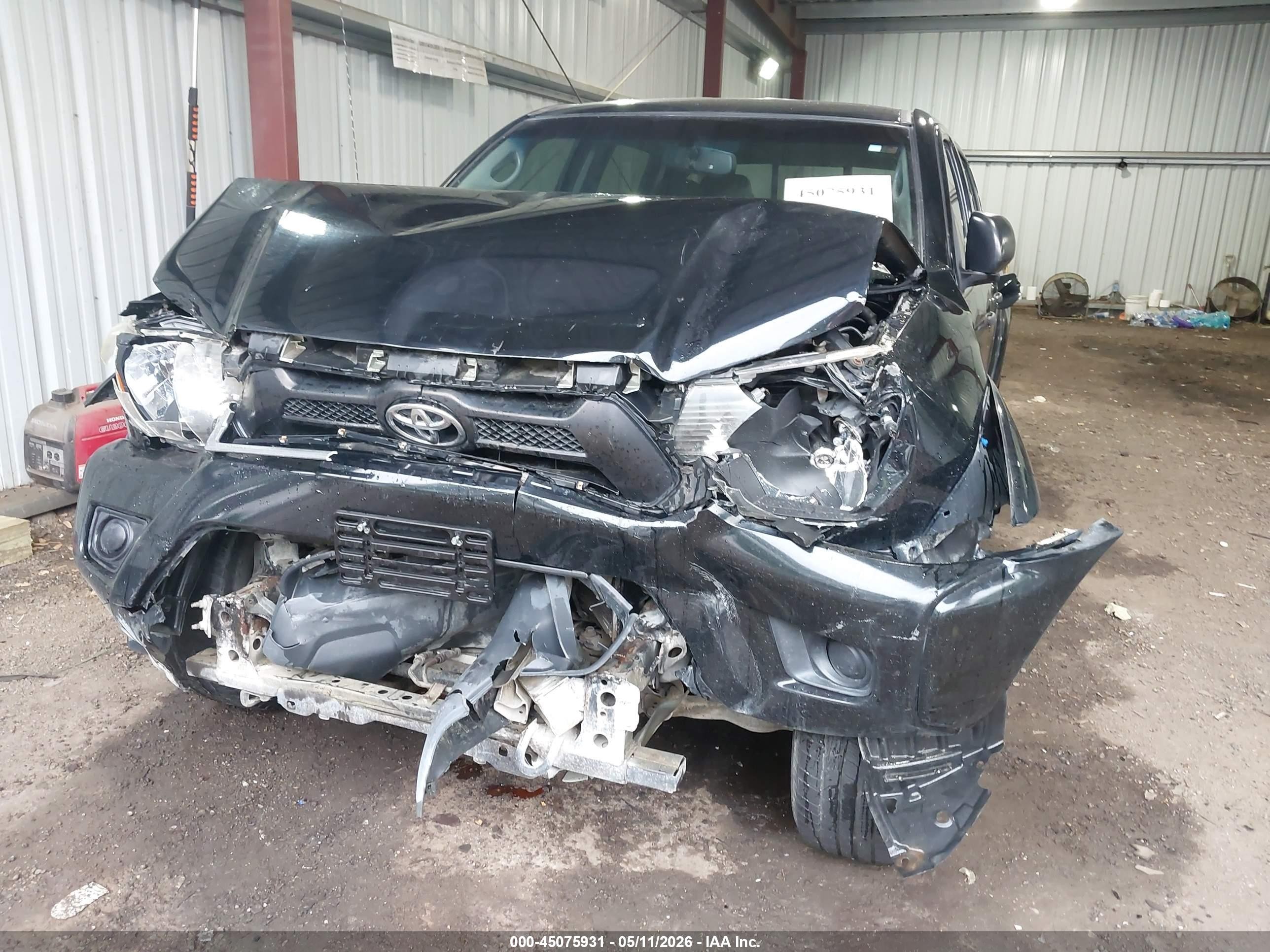 2014 Toyota Tacoma V6 Black vin: 5TFMU4FN0EX021722