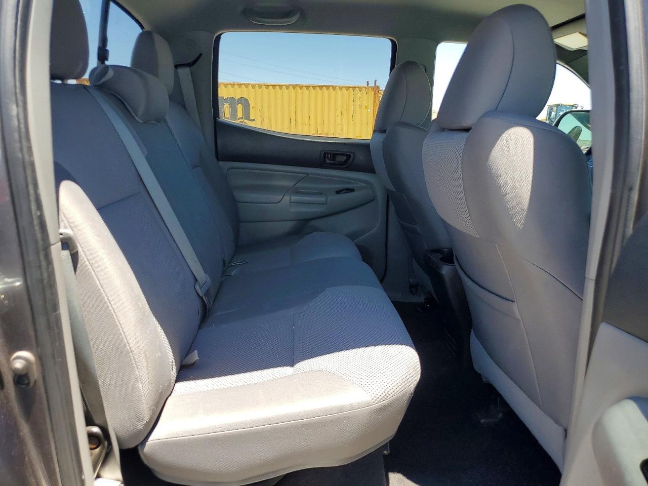 2013 Toyota Tacoma Double Cab Long Bed Gray vin: 5TFMU4FN1DX015314