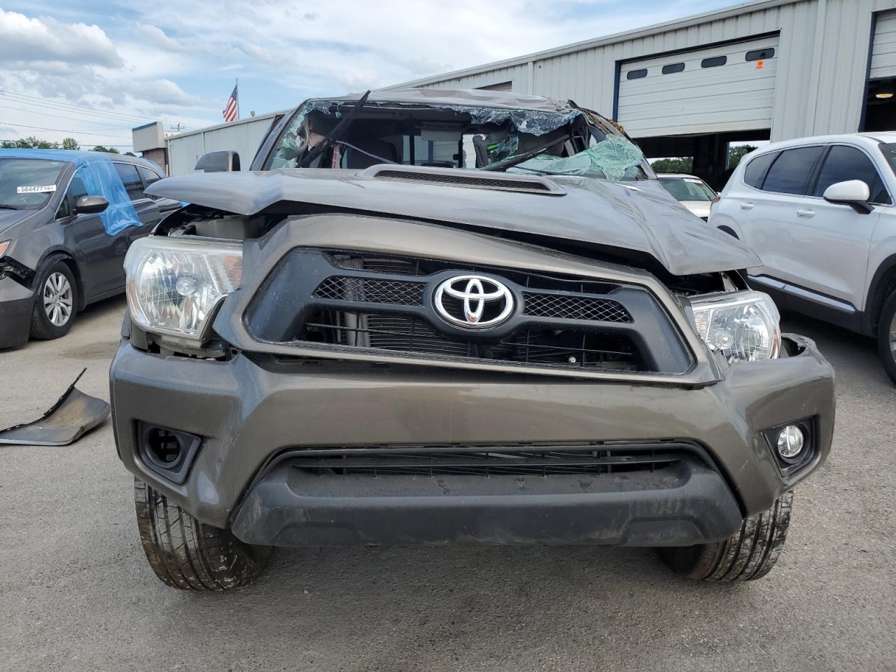 2014 Toyota Tacoma Double Cab Long Bed Tan vin: 5TFMU4FN1EX020062