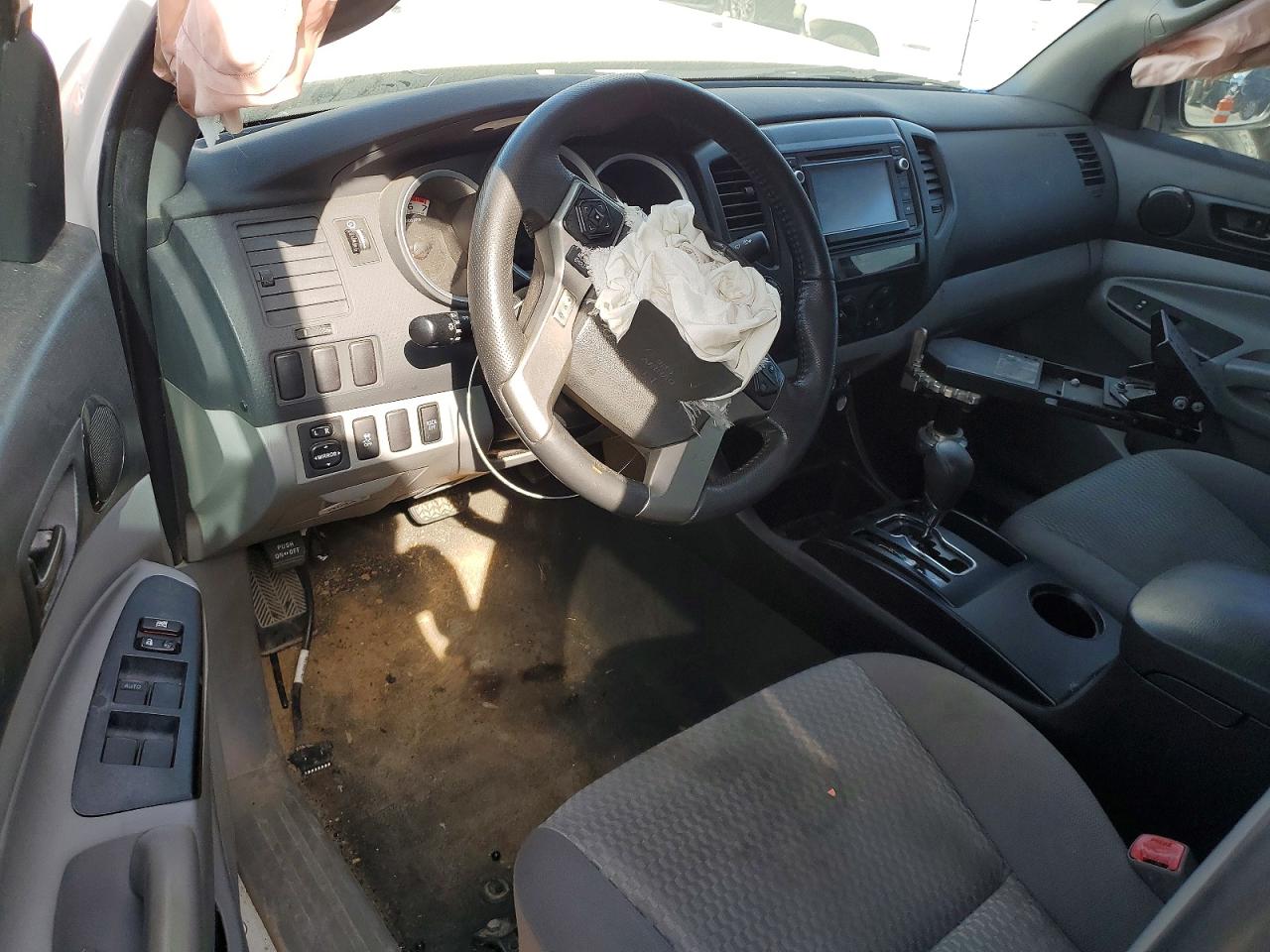 2015 Toyota Tacoma Double Cab Long Bed White vin: 5TFMU4FN1FX033069