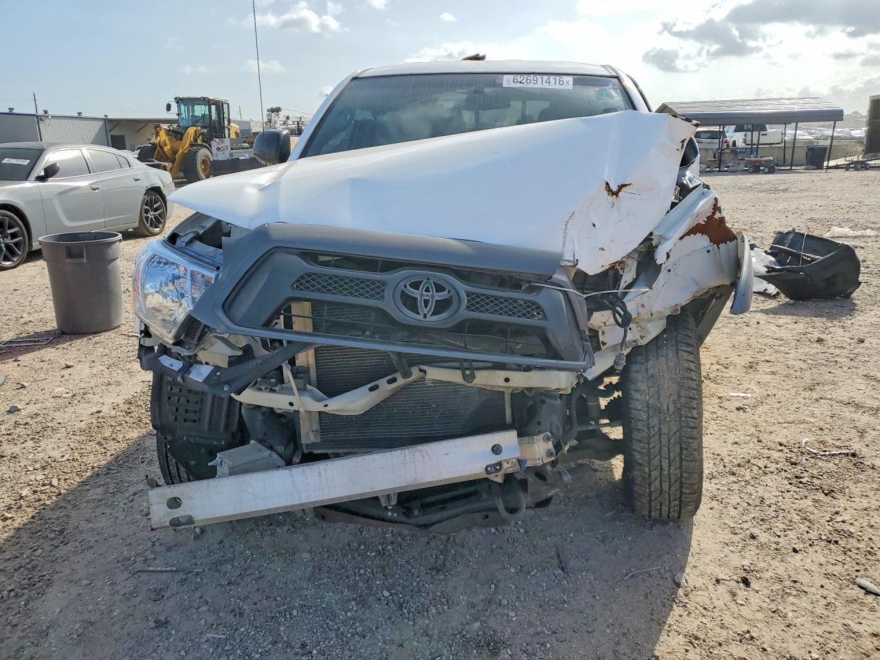 2015 Toyota Tacoma Double Cab Long Bed White vin: 5TFMU4FN1FX033069