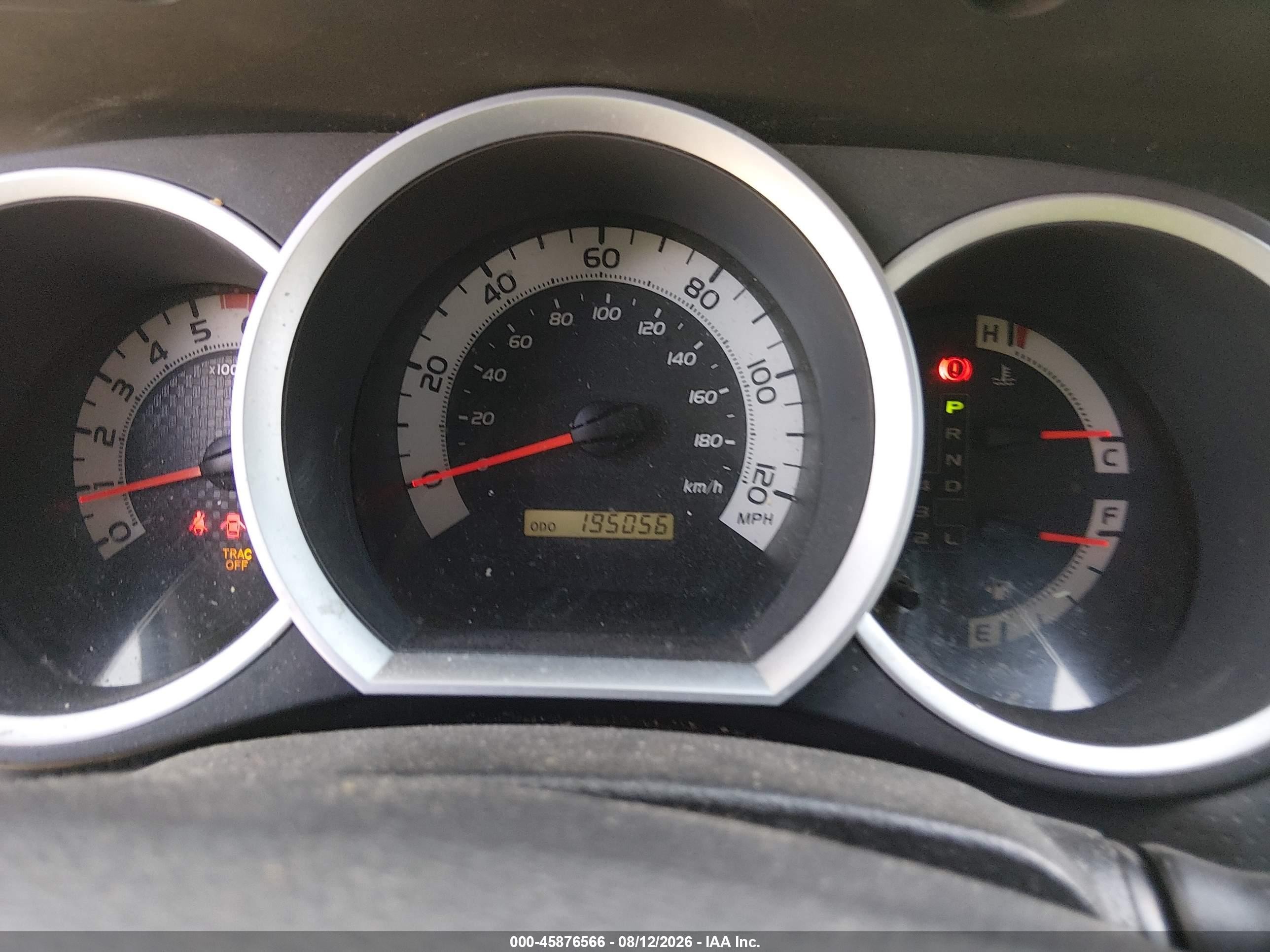 2013 Toyota Tacoma V6 Серебряный vin: 5TFMU4FN3DX018635