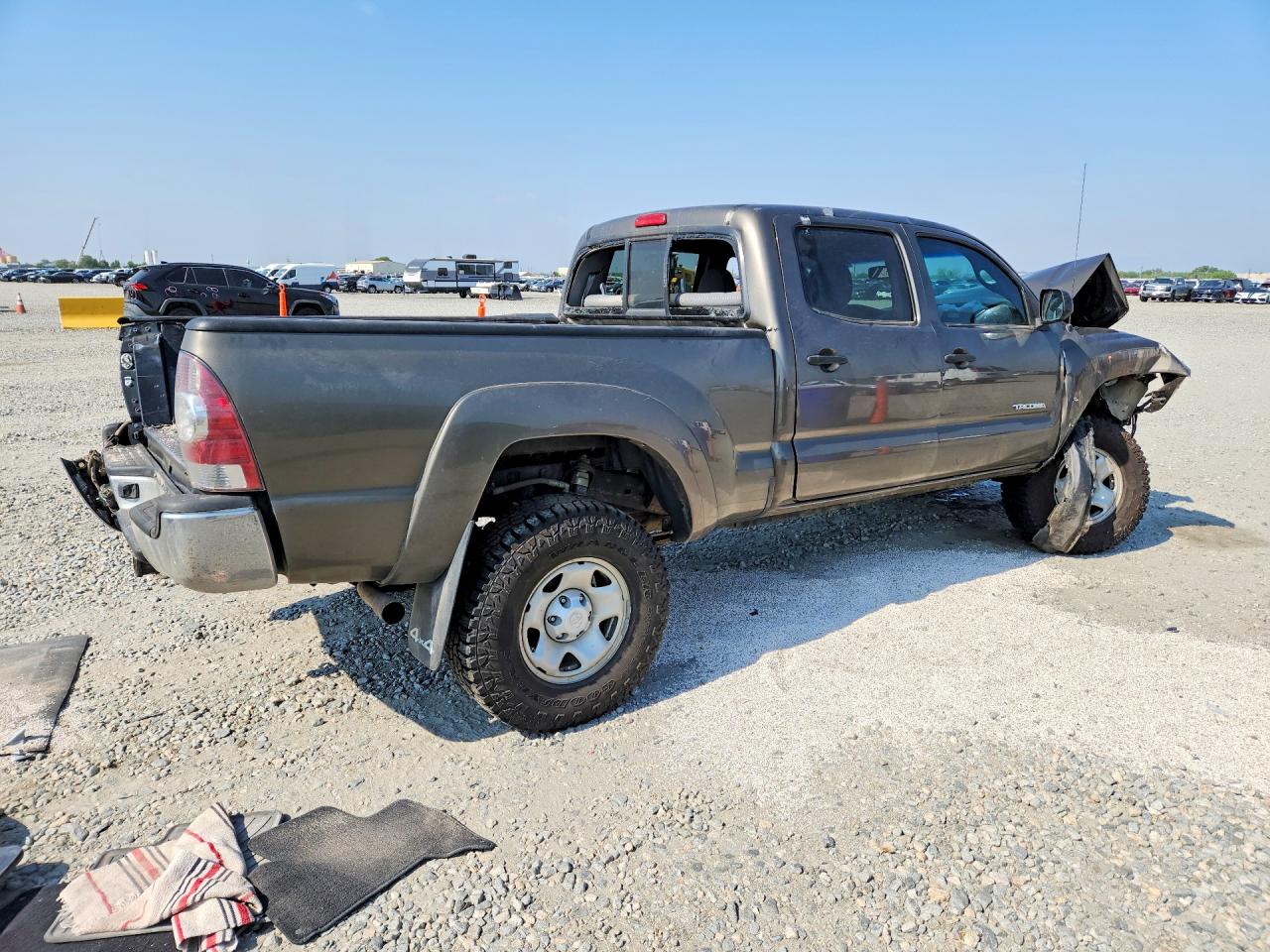 2013 Toyota Tacoma Double Cab Long Bed Brown vin: 5TFMU4FN4DX012309
