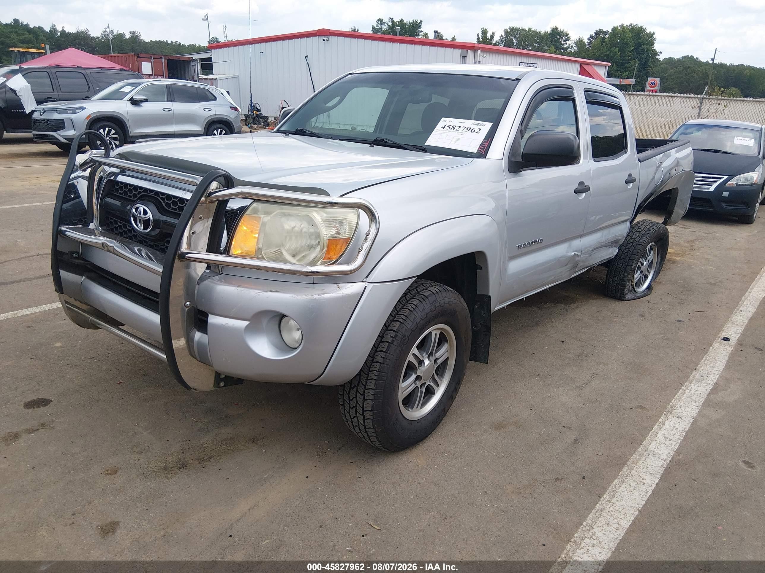 2011 Toyota Tacoma Base V6 Silver vin: 5TFMU4FN5BX001803
