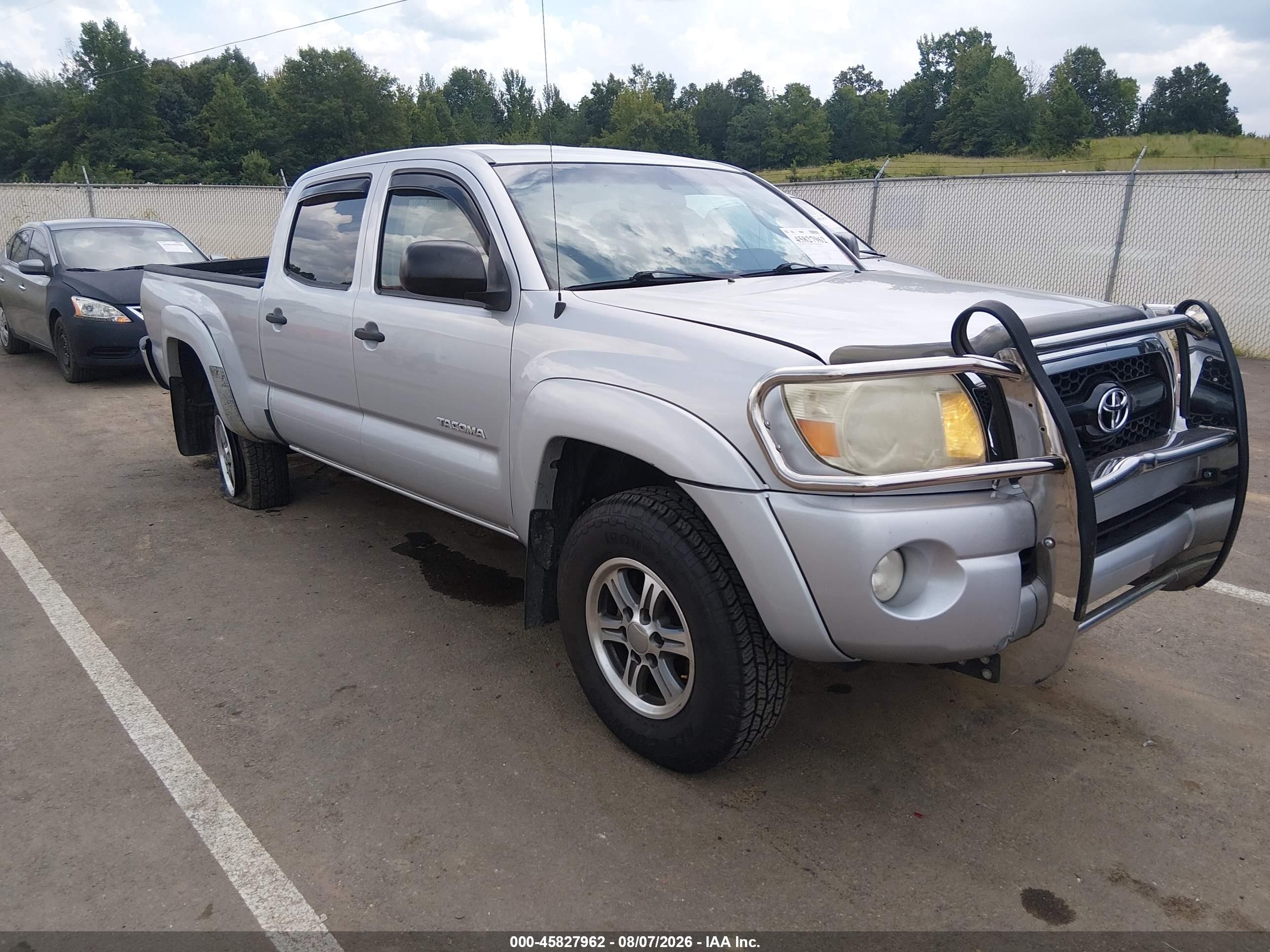 2011 Toyota Tacoma Base V6 Silver vin: 5TFMU4FN5BX001803