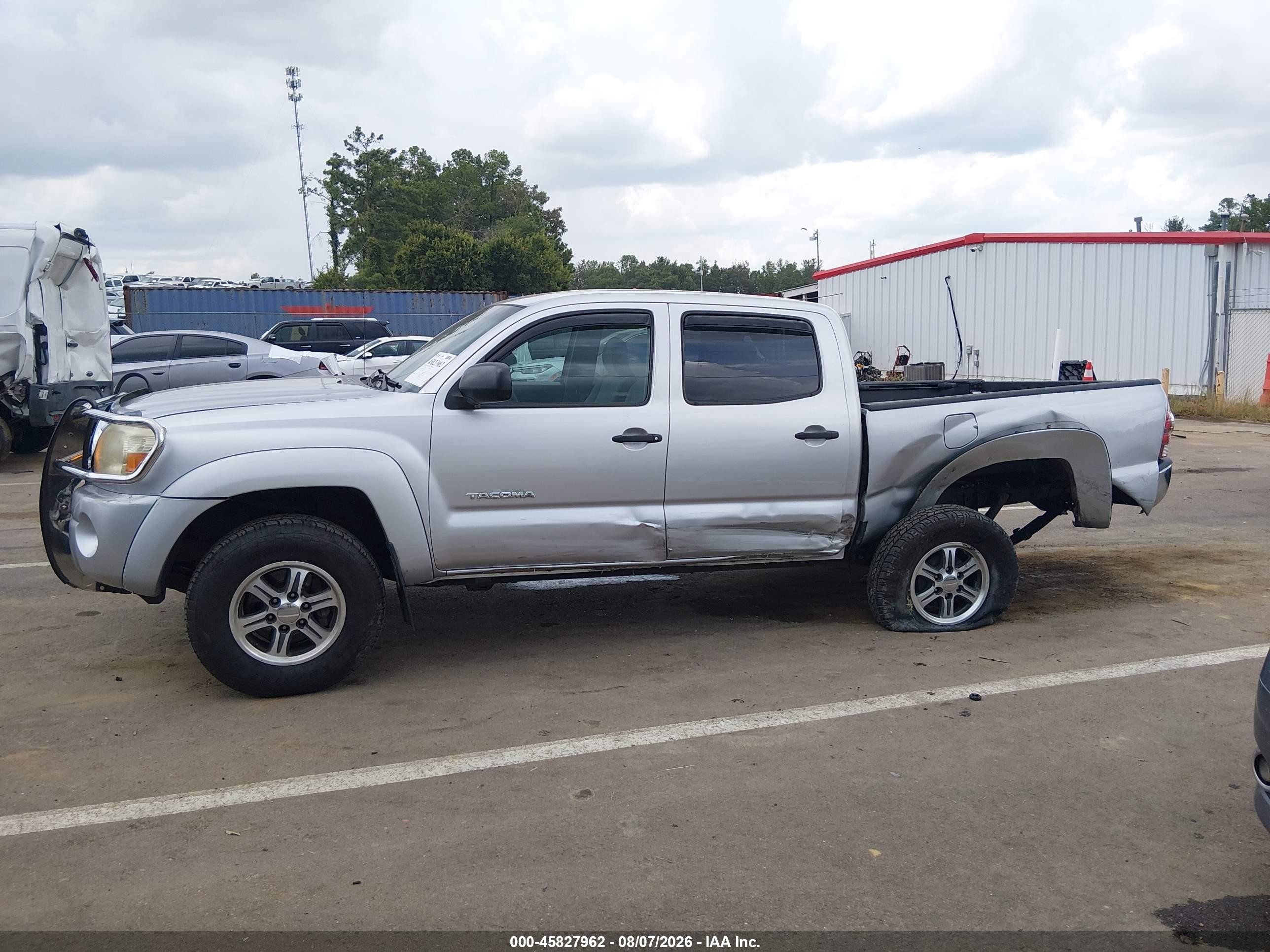 2011 Toyota Tacoma Base V6 Silver vin: 5TFMU4FN5BX001803